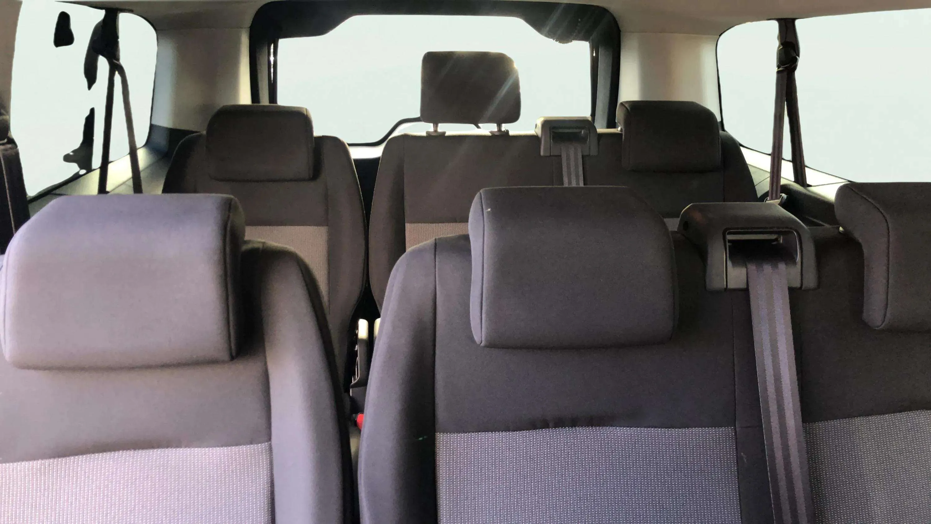 Peugeot Traveller Business VIP Long BlueHDi 180 EAT8 - foto 14