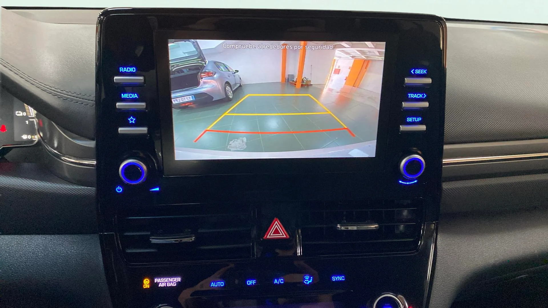 Hyundai Ioniq 1.6 GDI HEV Klass DCT - foto 19