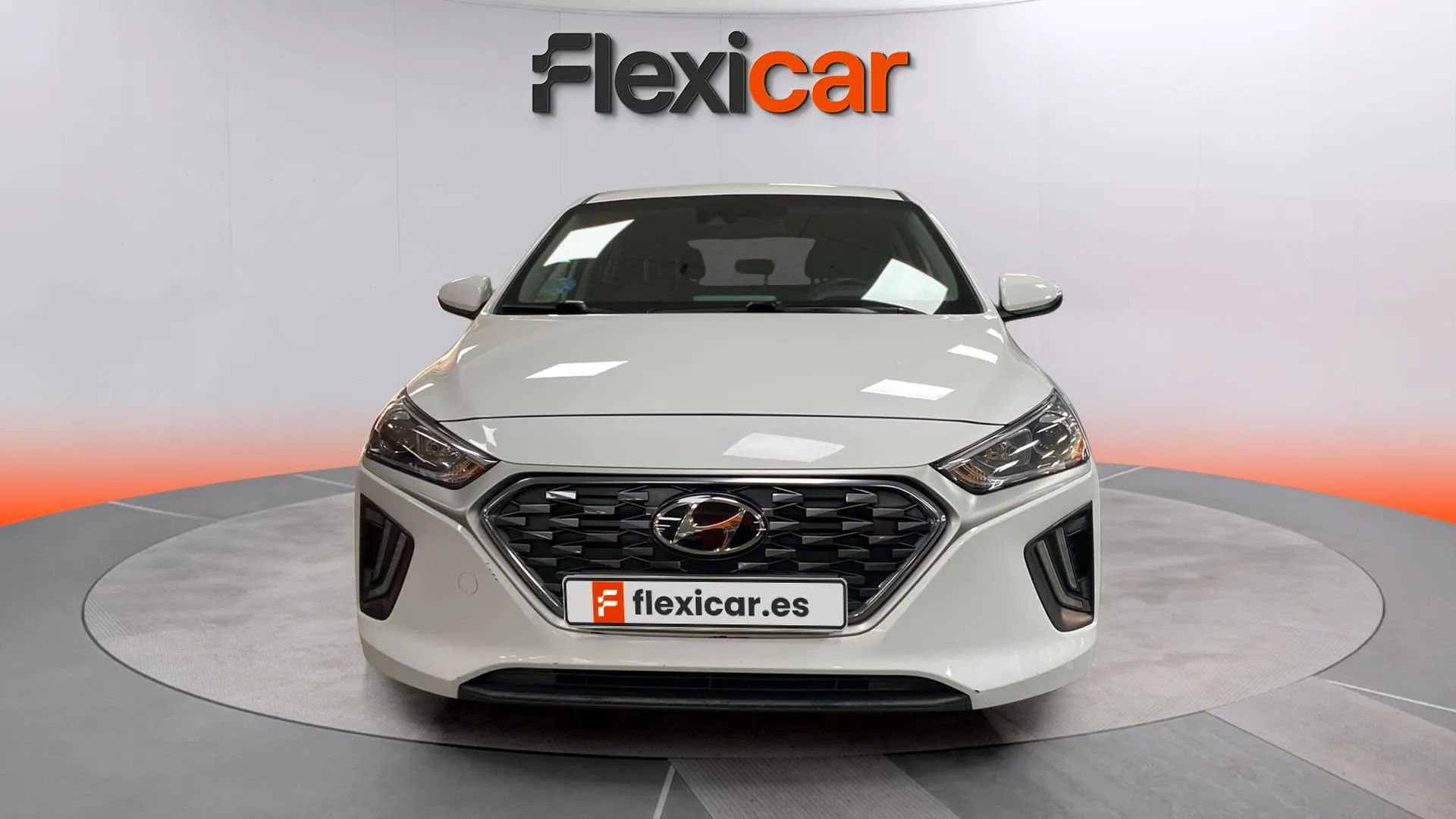 Hyundai Ioniq 1.6 GDI HEV Klass DCT - foto 2