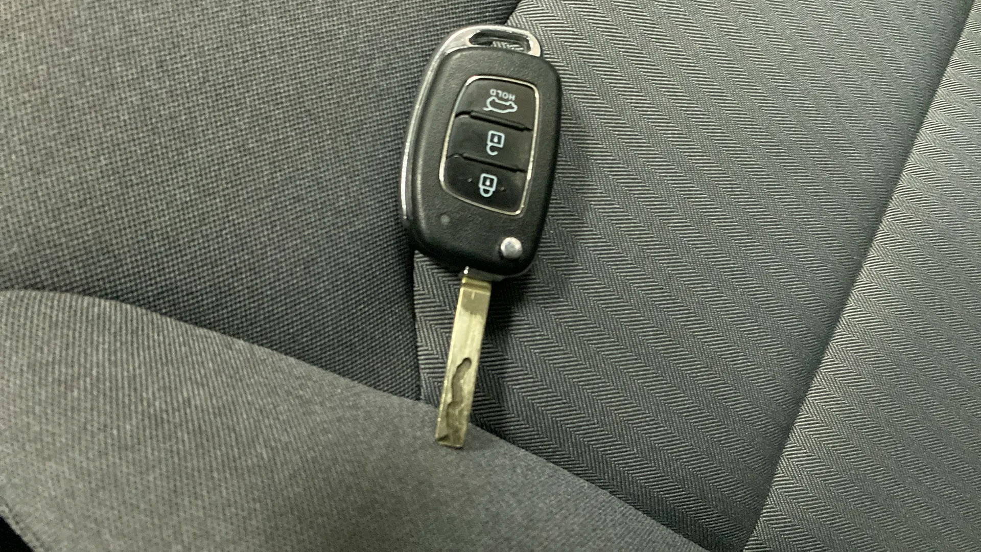 Hyundai Ioniq 1.6 GDI HEV Klass DCT - foto 26
