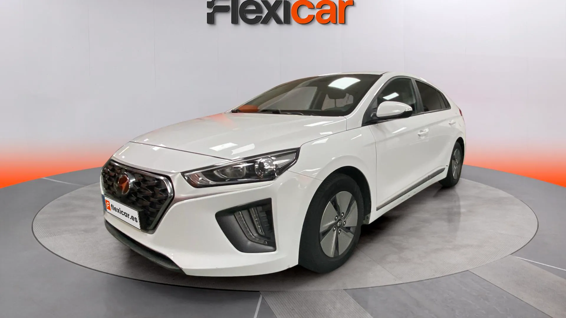 Hyundai Ioniq 1.6 GDI HEV Klass DCT - foto 3