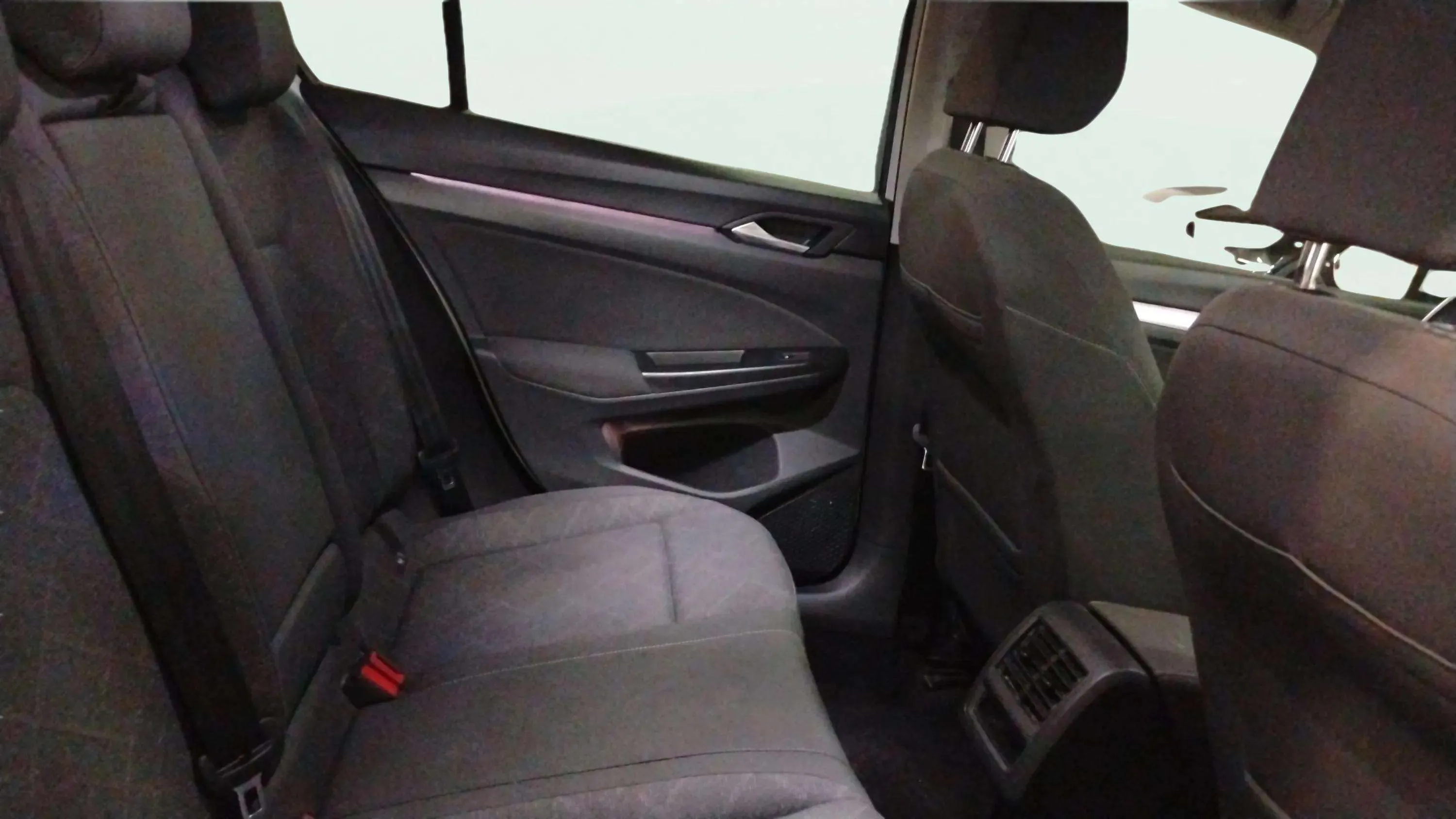 Volkswagen Golf Advance 2.0 TDI DSG - foto 21
