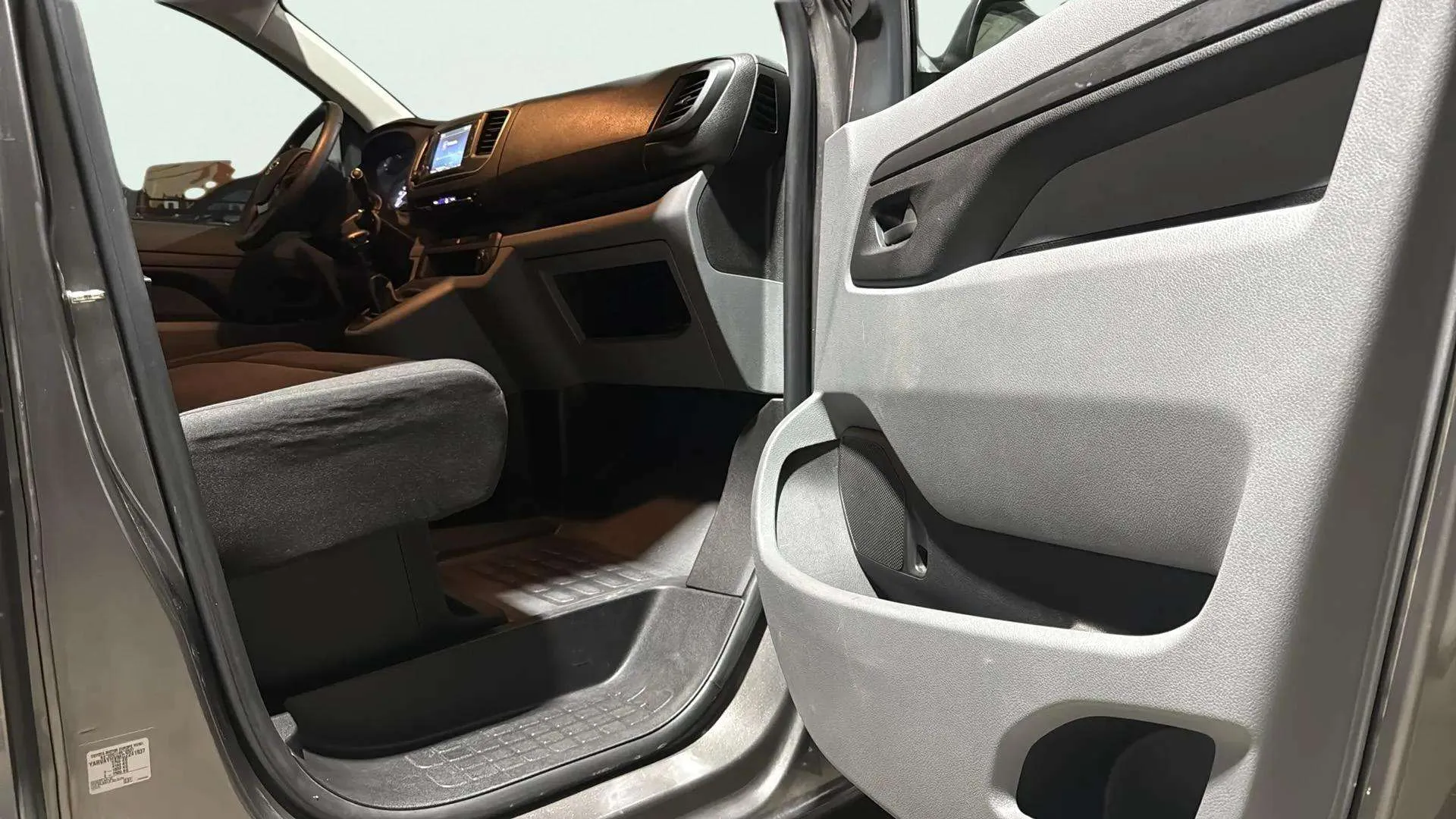 Toyota Proace Comfort 1.5D -4D Kombi L1 - foto 24