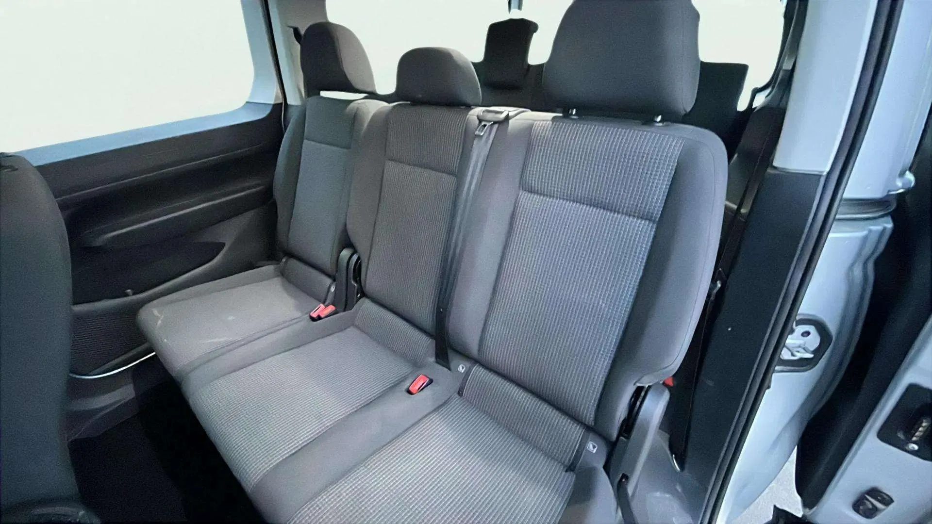 Volkswagen Caddy Maxi Origin 2.0 TDI DSG - foto 12