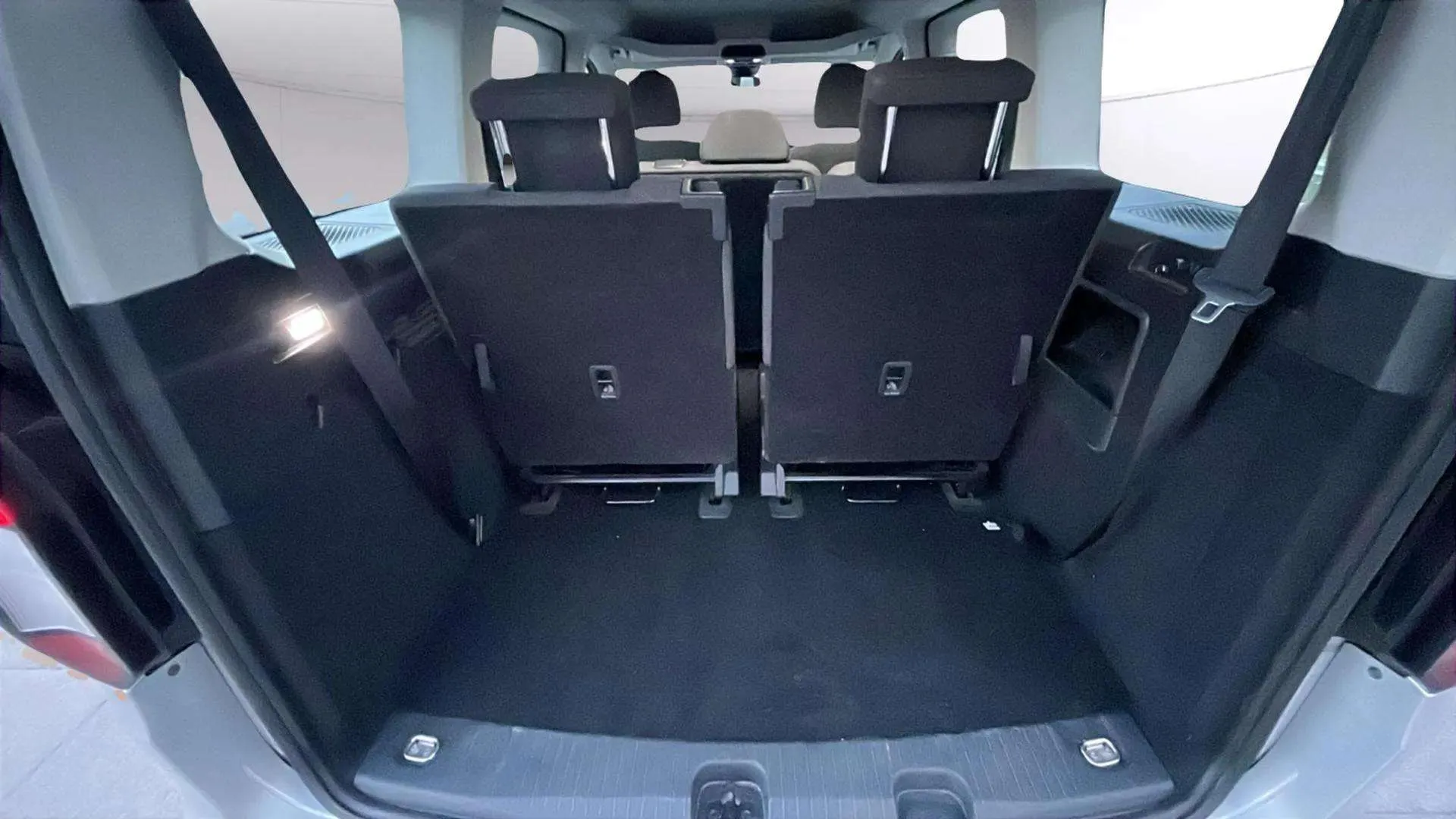 Volkswagen Caddy Maxi Origin 2.0 TDI DSG - foto 15