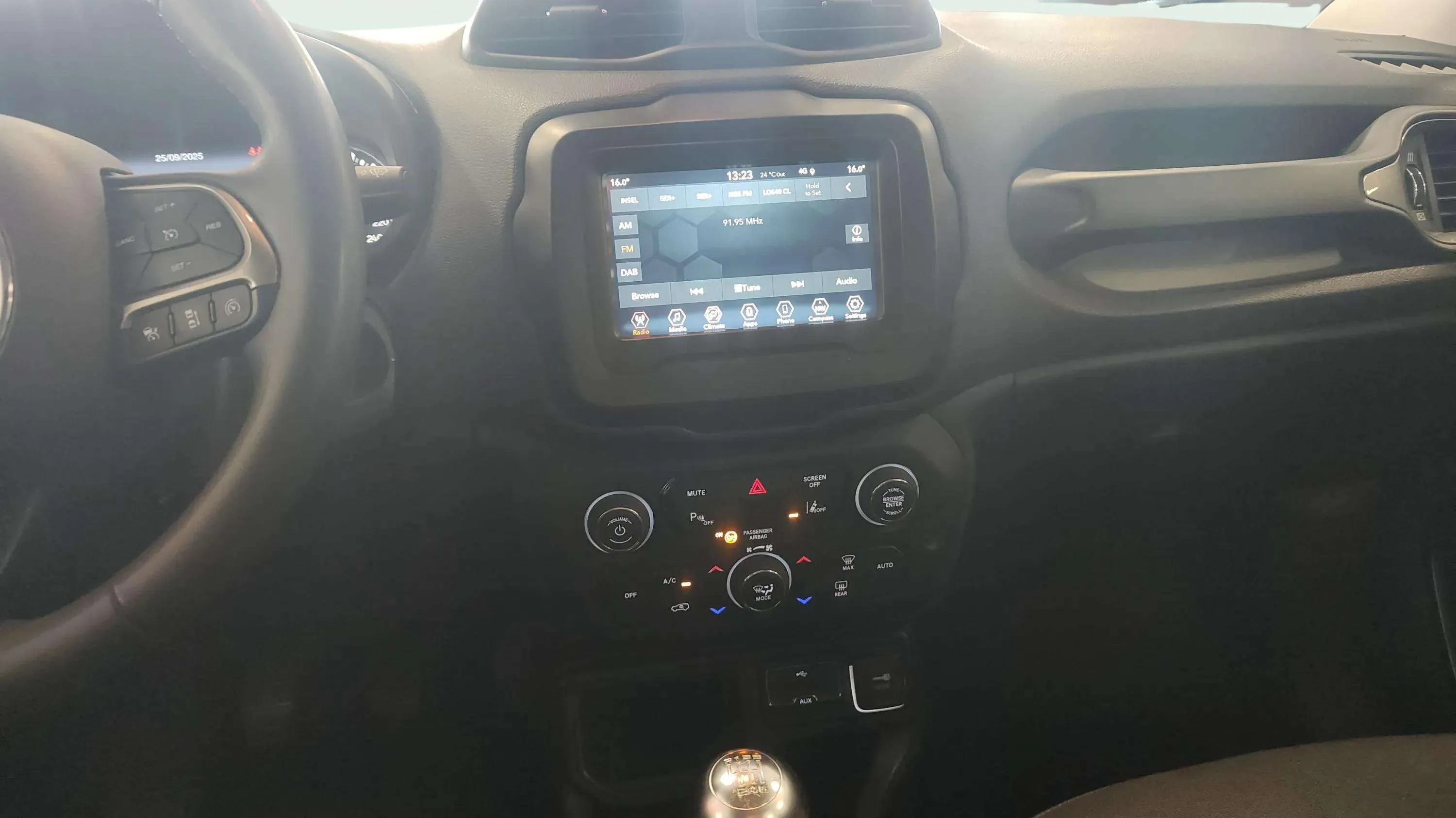 Jeep Renegade Limited 1.0G 4x2 - foto 6