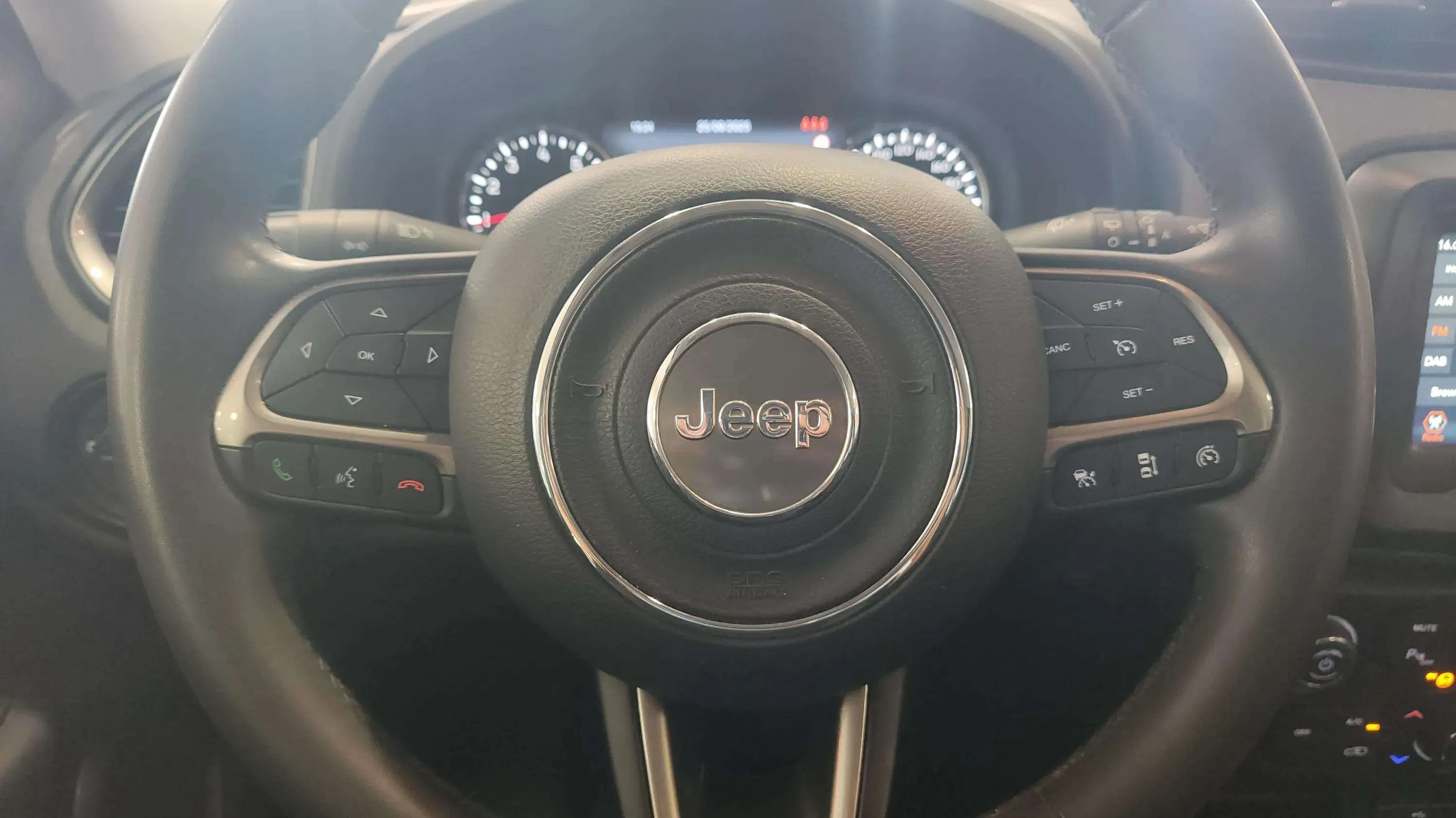 Jeep Renegade Limited 1.0G 4x2 - foto 7