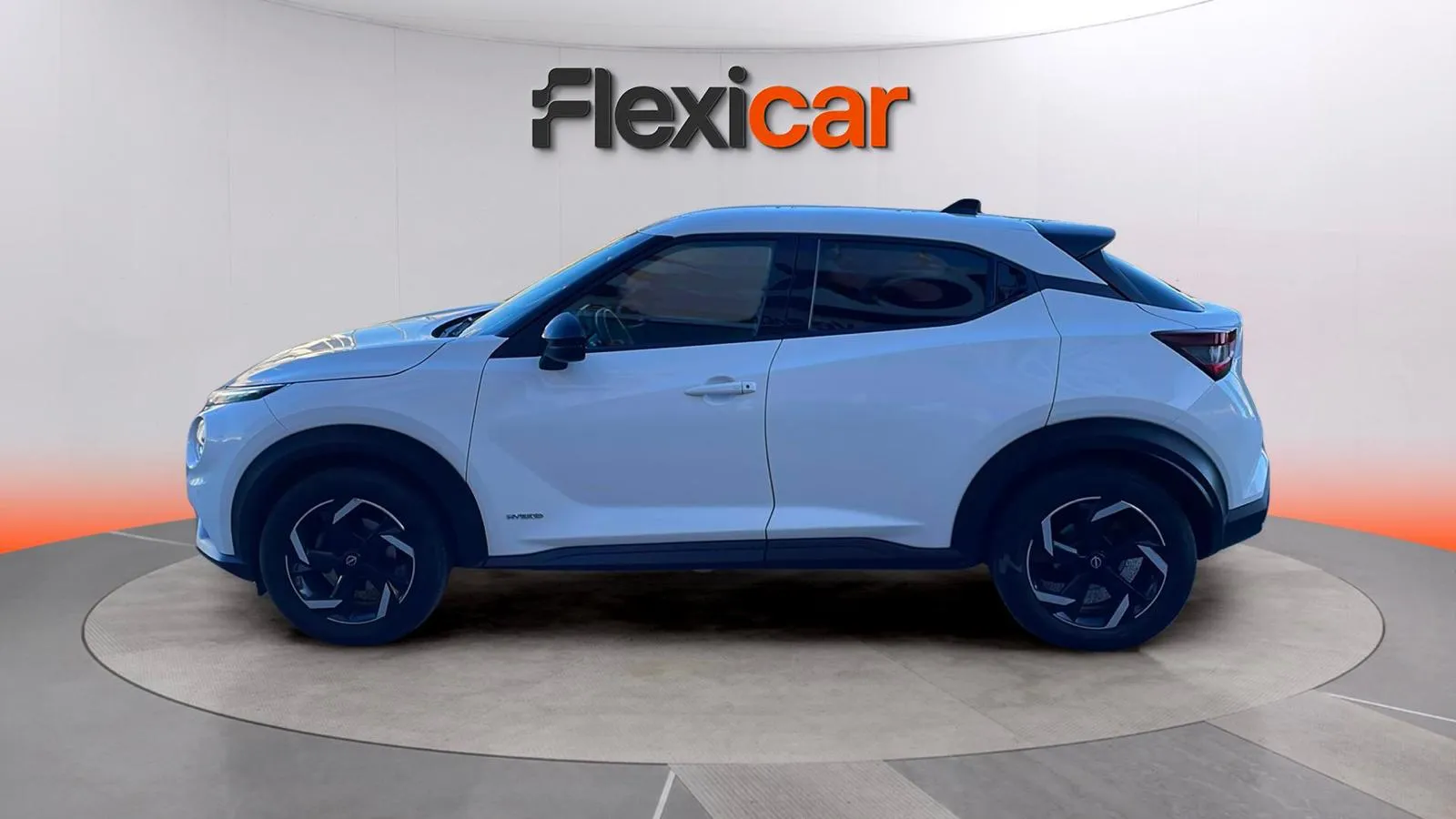 Nissan Juke 1.6 Hybrid N-Connecta - foto 2