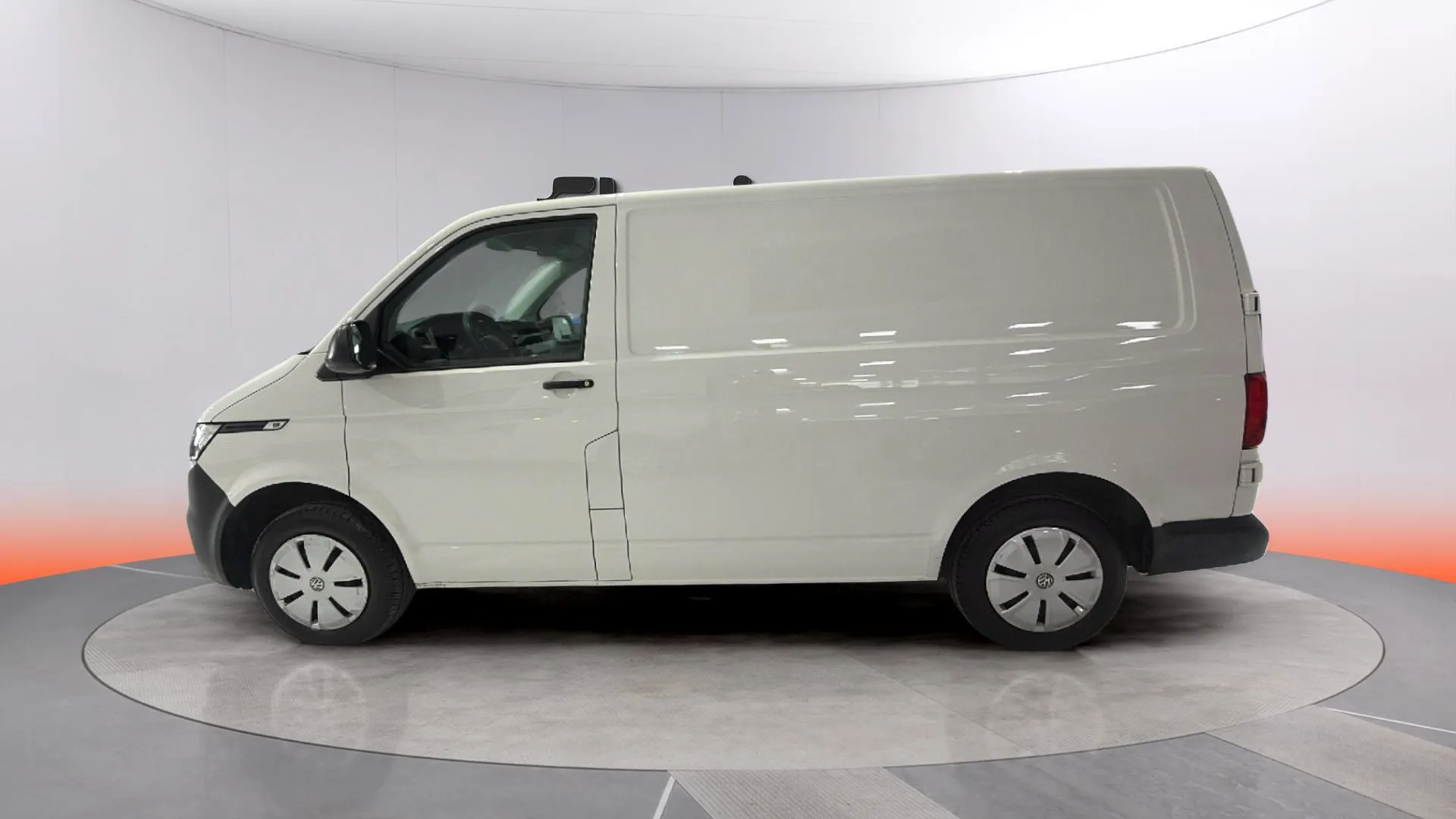 Volkswagen Transporter Furgón Corto TN 2.0 TDI 4MO - foto 5
