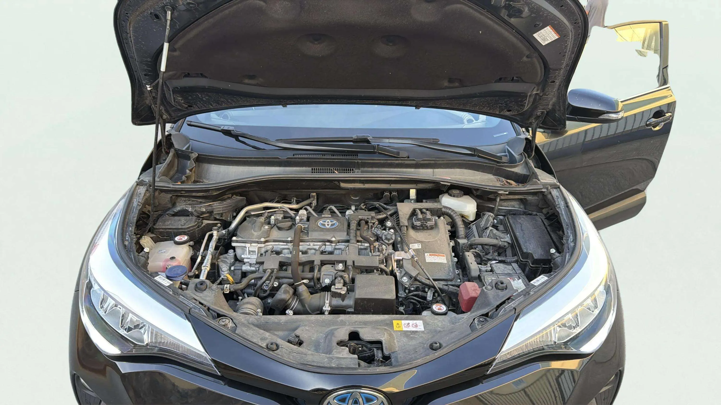 Toyota C-HR 1.8 125H Advance - foto 35