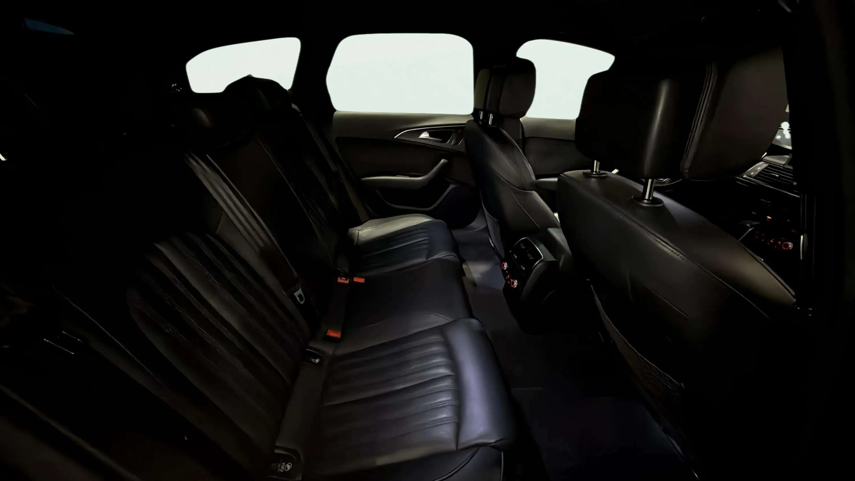 Audi A6 Competition 3.0 TDI quat tip Avant - foto 18