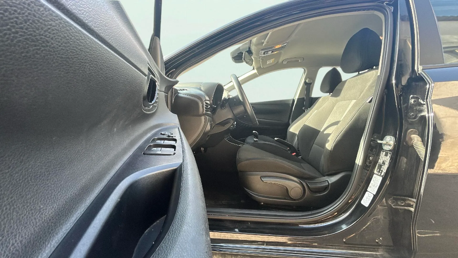 Hyundai i20 1.2 MPI Essence - foto 14
