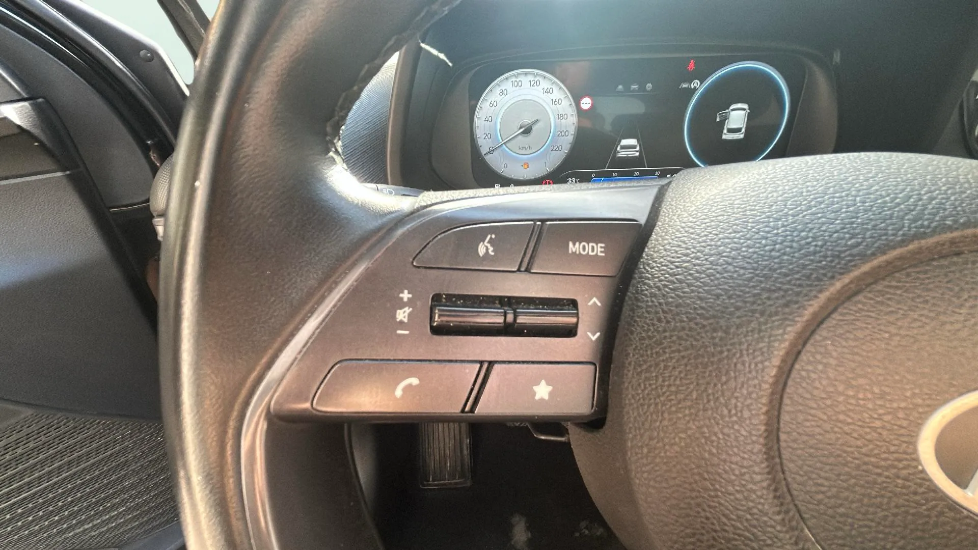 Hyundai i20 1.2 MPI Essence - foto 12