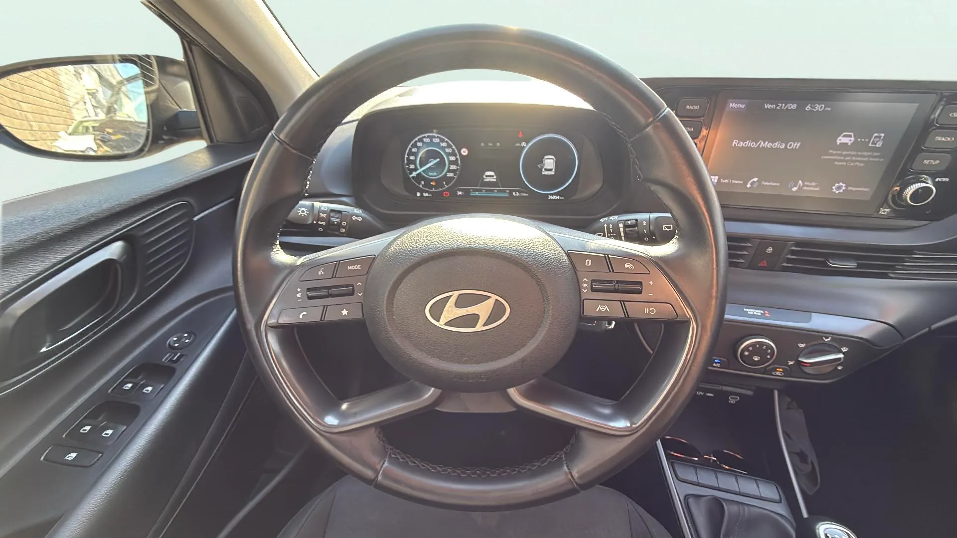 Hyundai i20 1.2 MPI Essence - foto 10