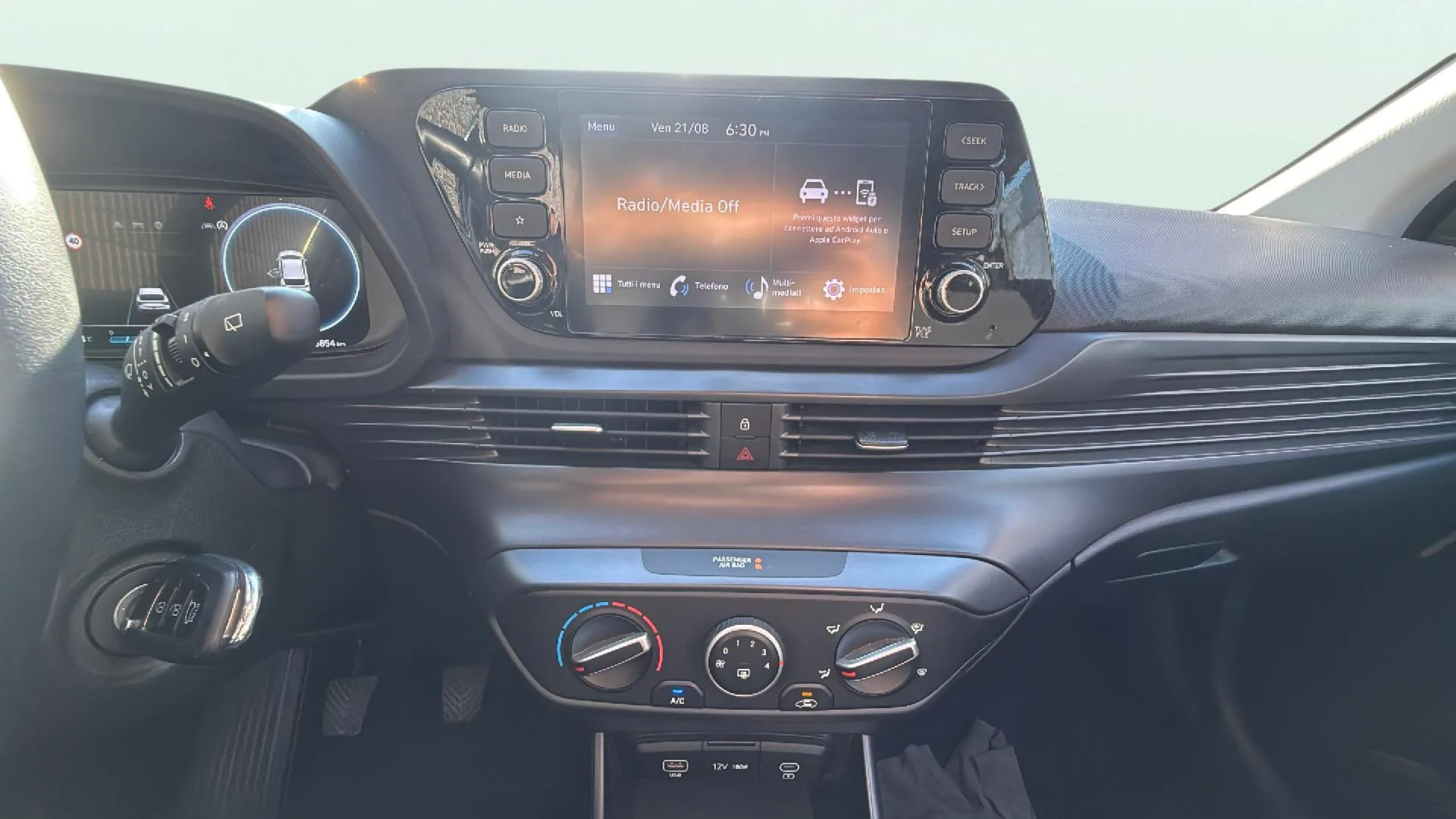 Hyundai i20 1.2 MPI Essence - foto 12