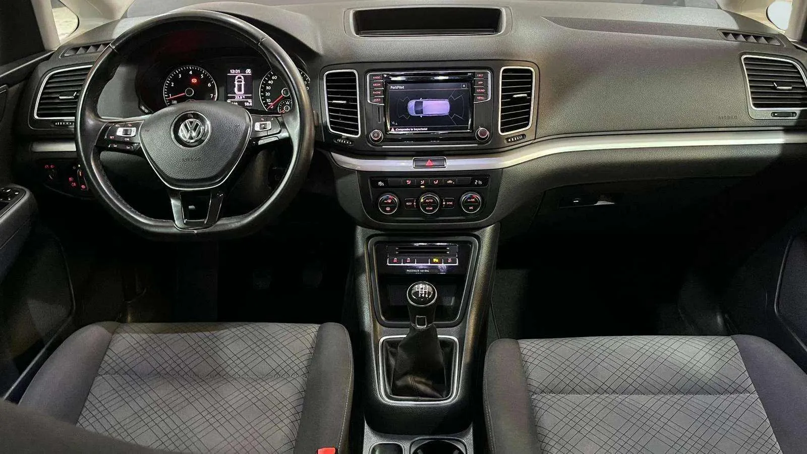 Volkswagen Sharan Edition 1.4 TSI - foto 11