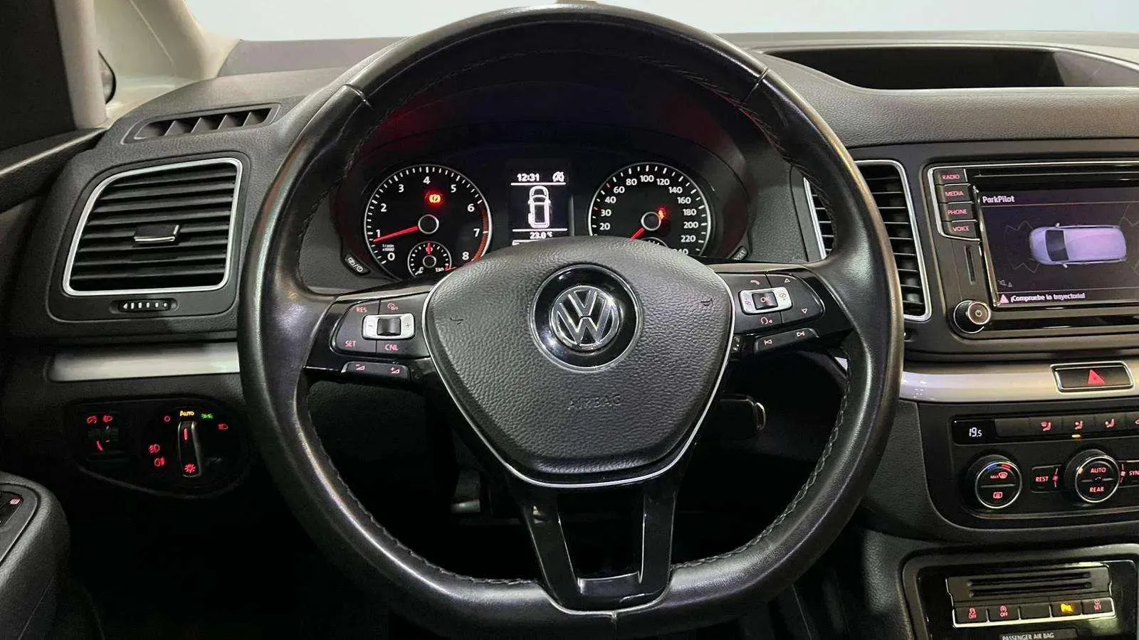 Volkswagen Sharan Edition 1.4 TSI - foto 8