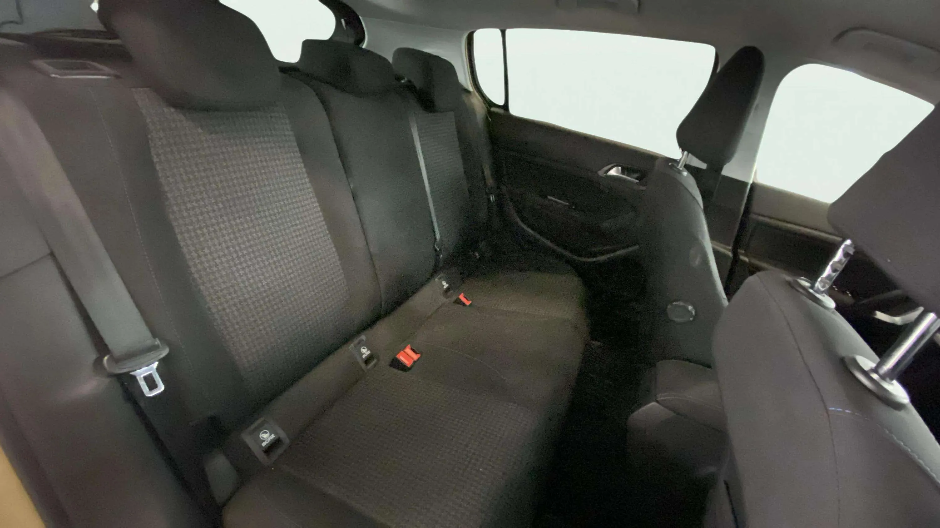Peugeot 308 Access 1.2 PureTech 110 - foto 14