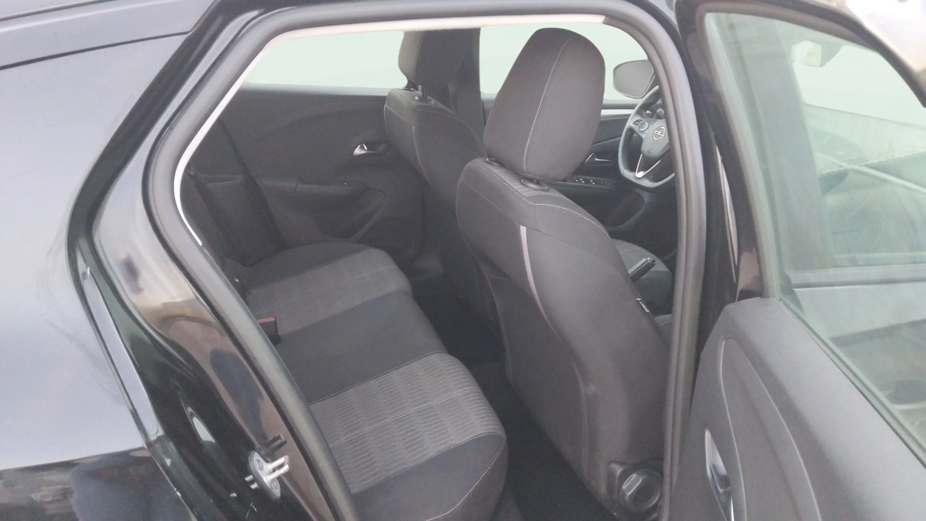 Opel Corsa 1.2T XHL Edition - foto 11