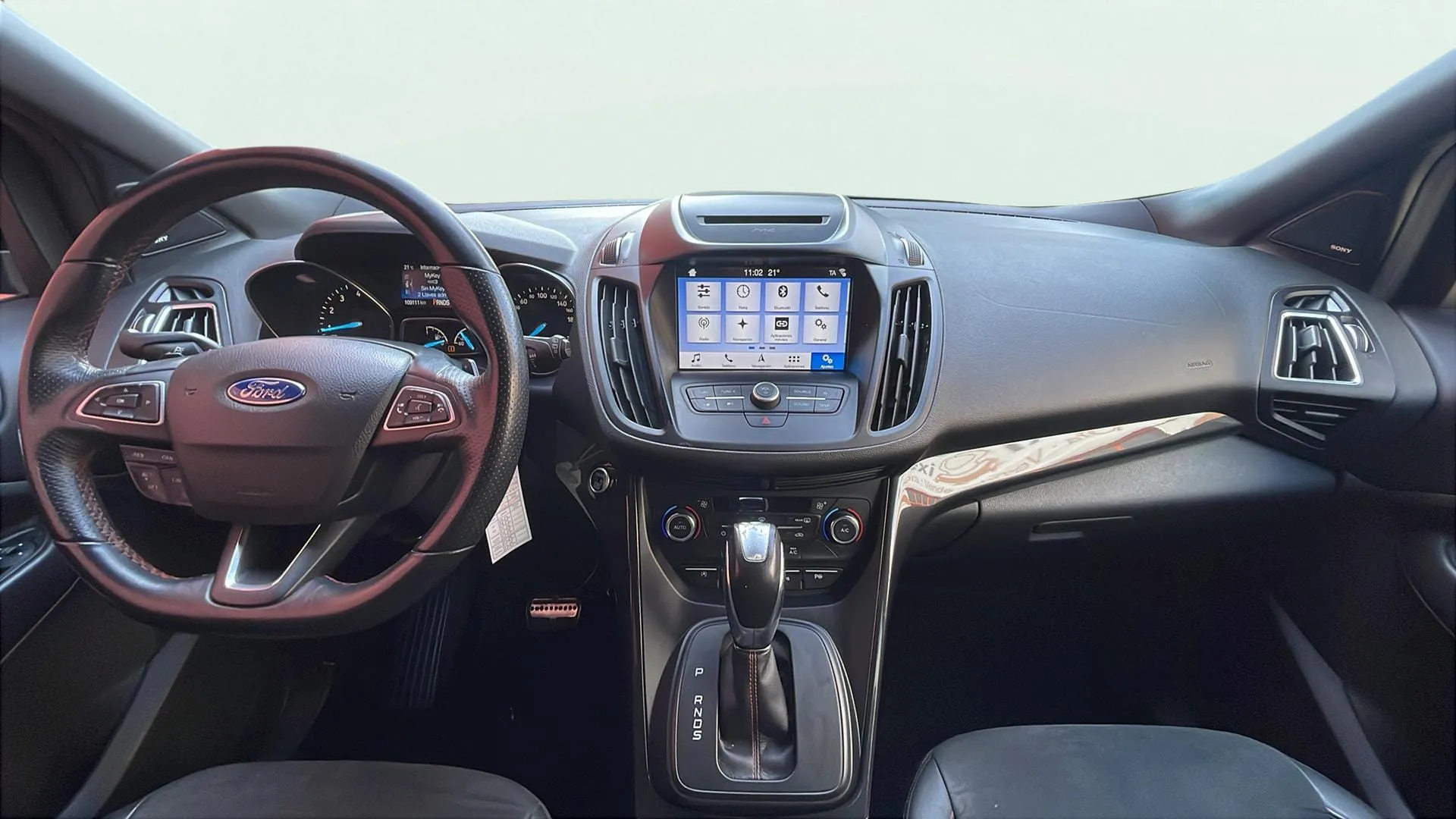 Ford Kuga ST-Line Limit Ed 1.5 EcoBoost 4x2 - foto 9