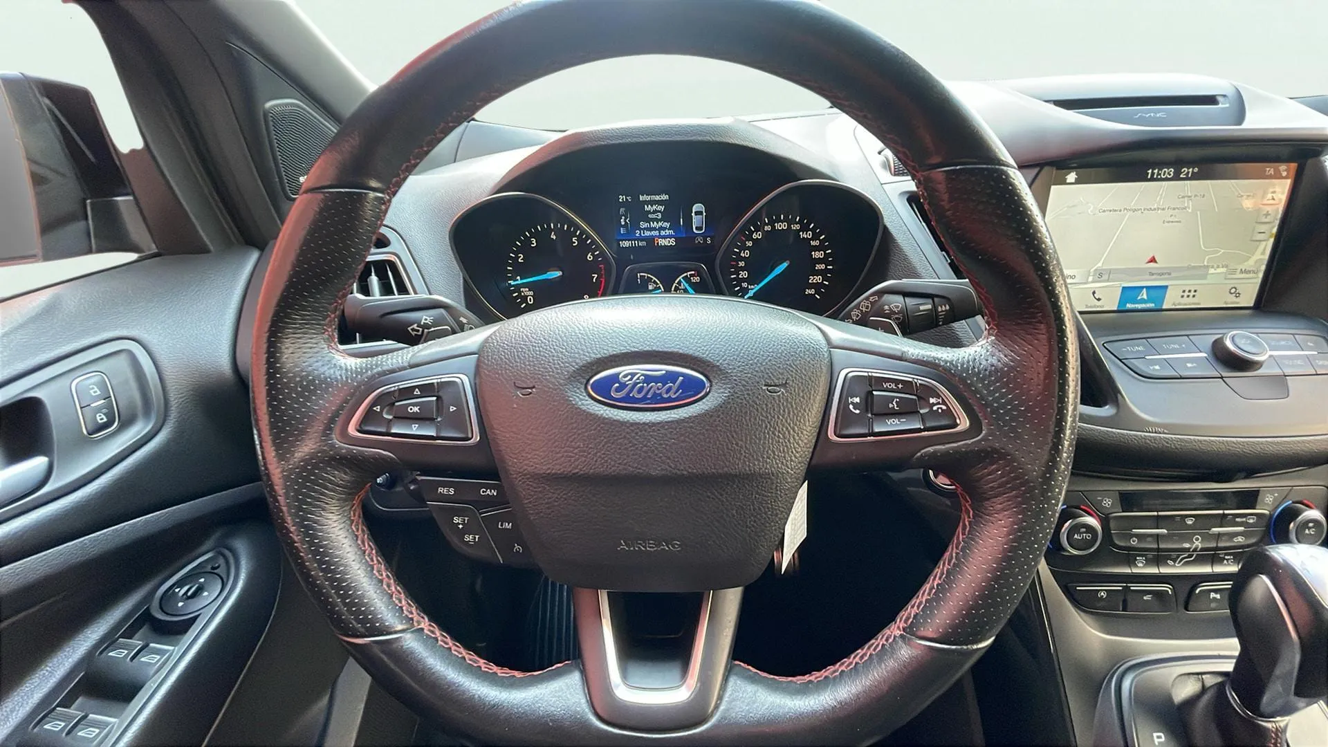 Ford Kuga ST-Line Limit Ed 1.5 EcoBoost 4x2 - foto 11