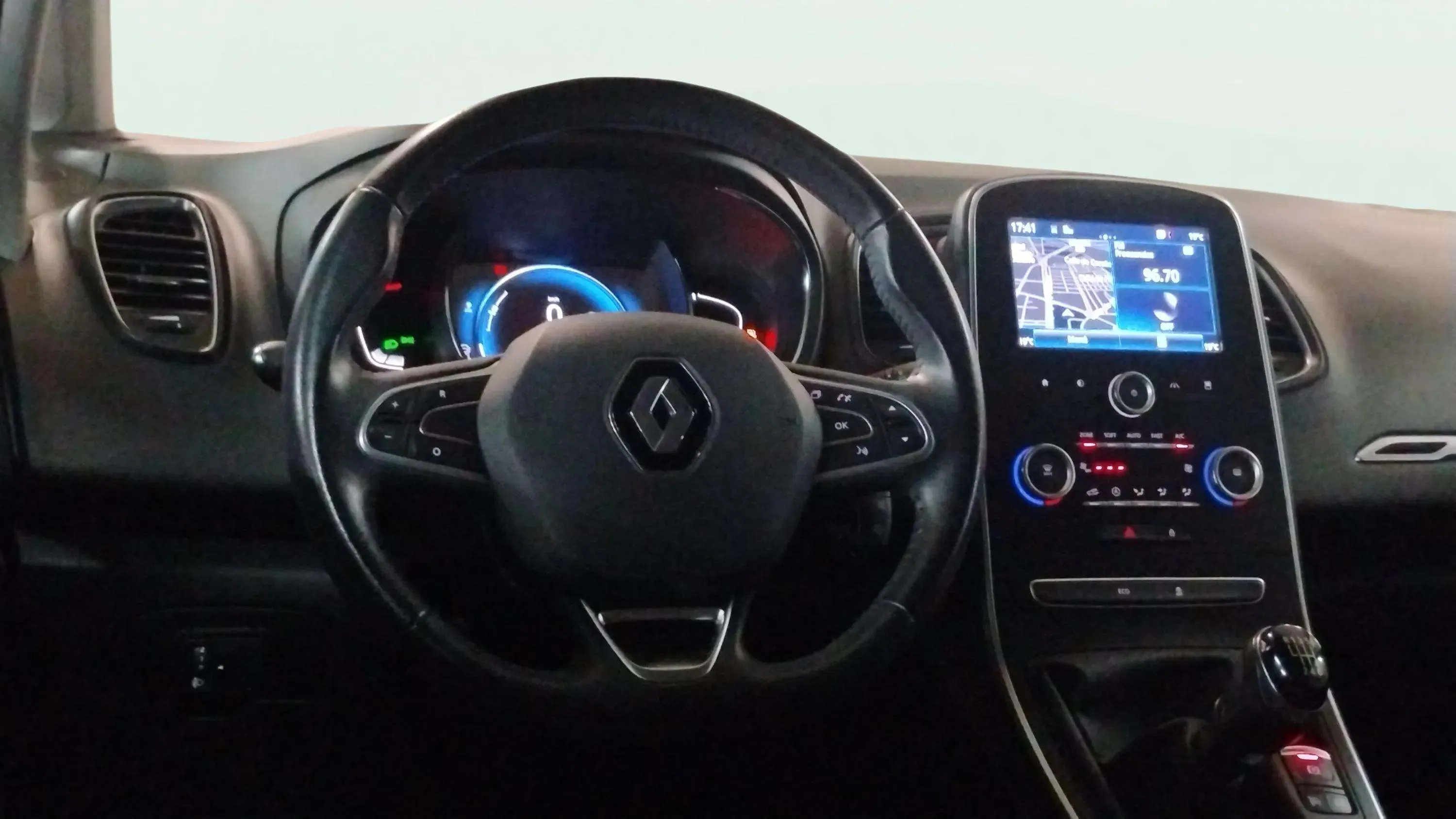 Renault Scénic Intens Energy dCi - foto 7