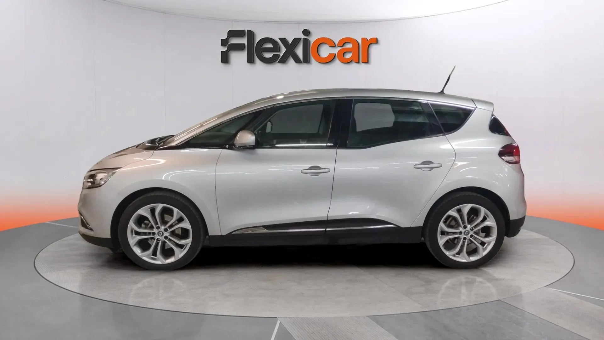 Renault Scénic Intens Energy dCi - foto 4