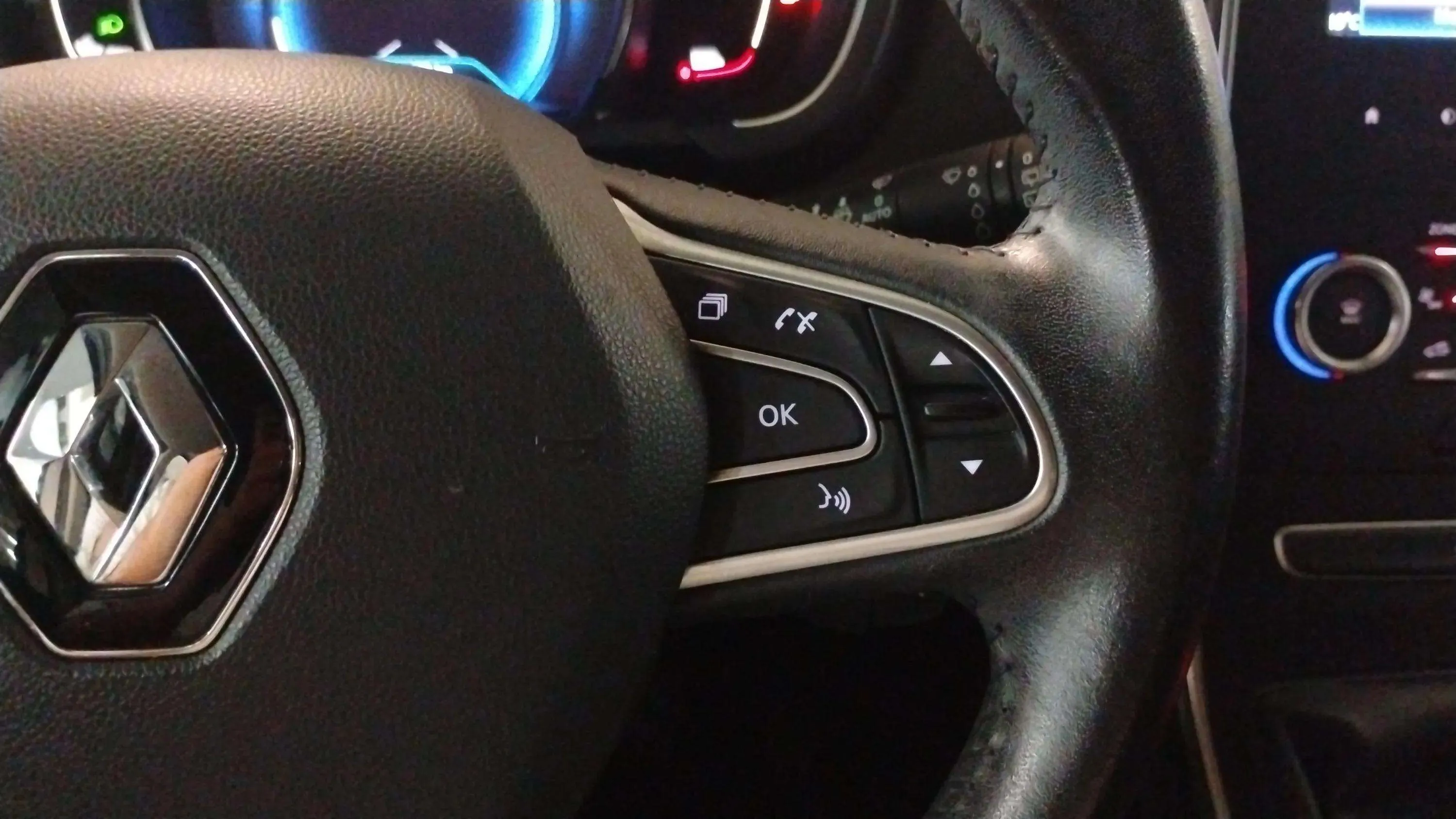 Renault Scénic Intens Energy dCi - foto 14