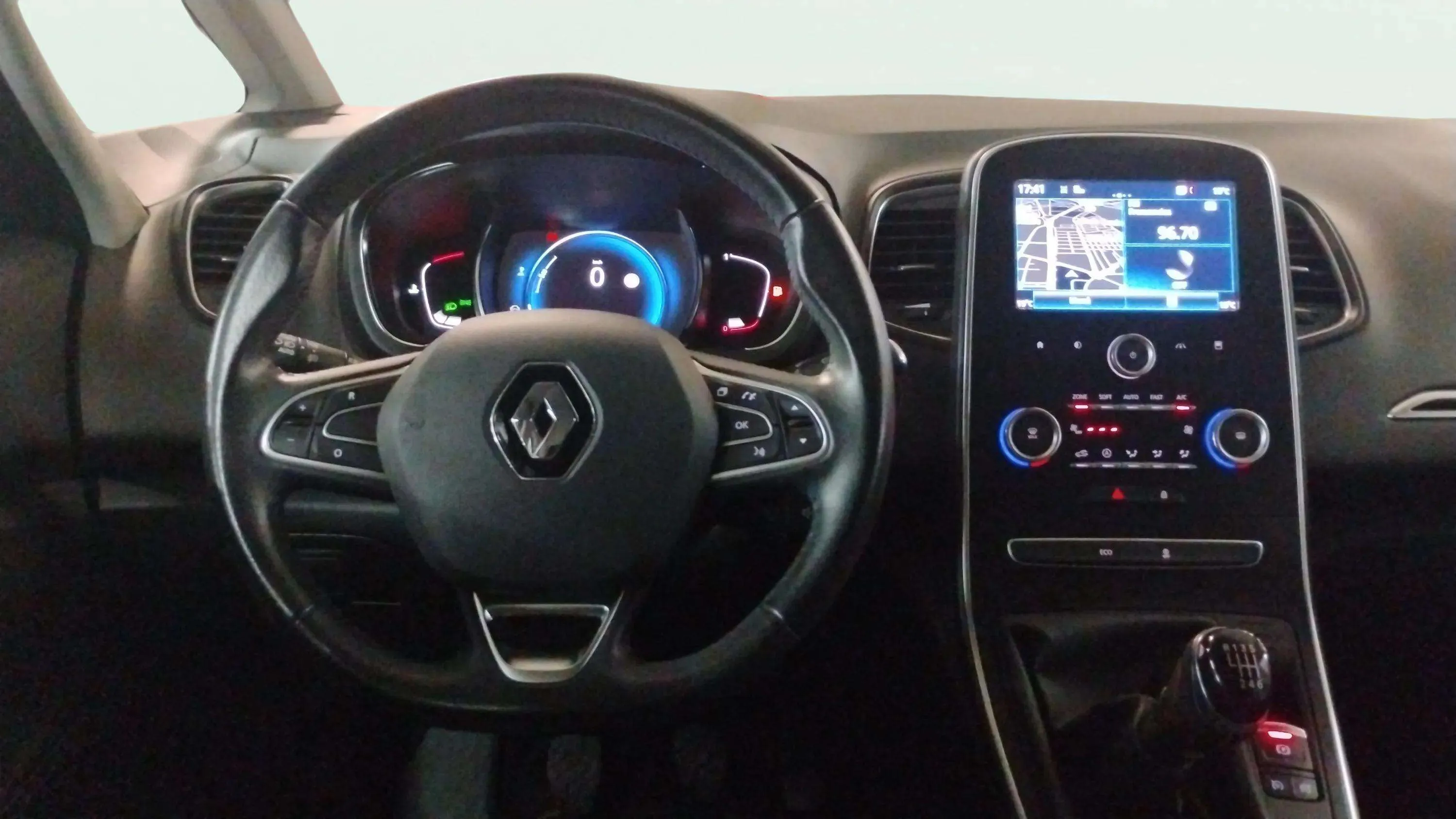 Renault Scénic Intens Energy dCi - foto 8