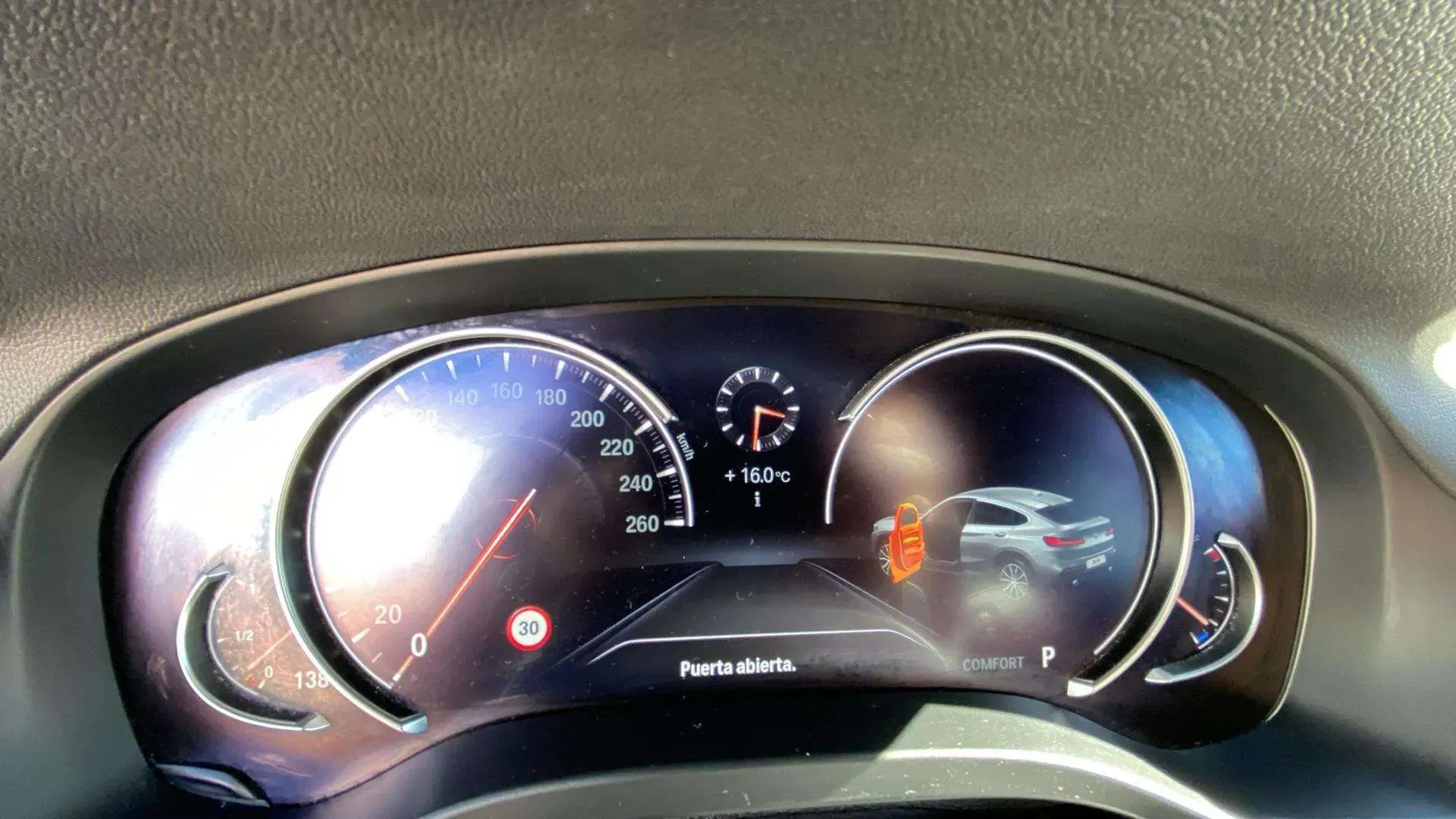 BMW X4 xDrive30d - foto 15
