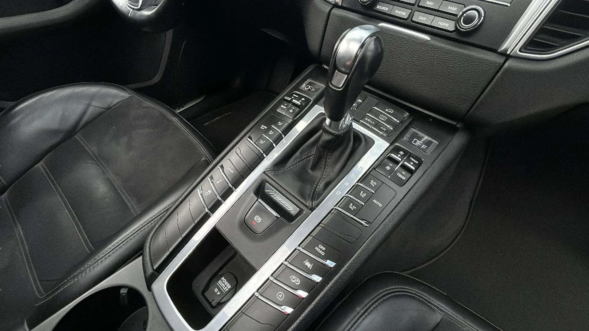 Porsche Macan GTS - foto 26