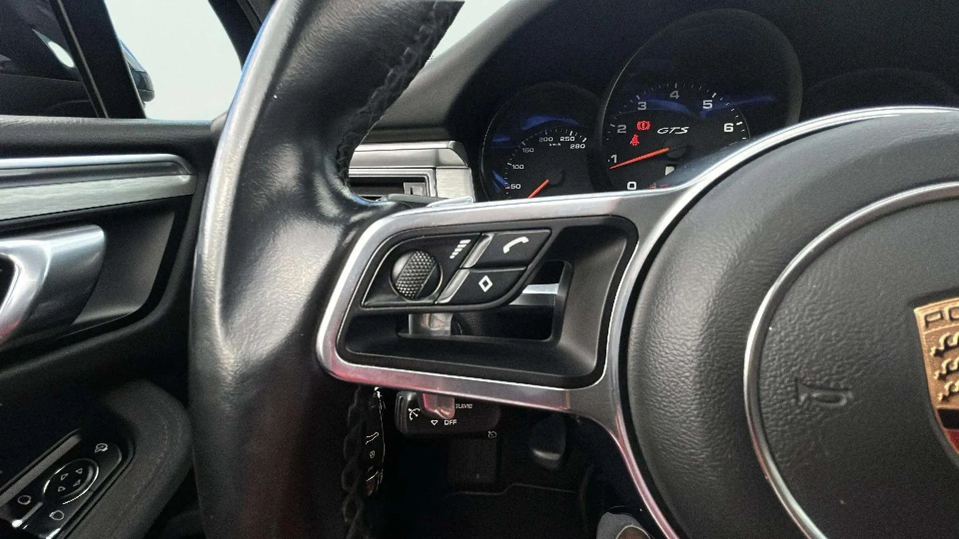 Porsche Macan GTS - foto 29
