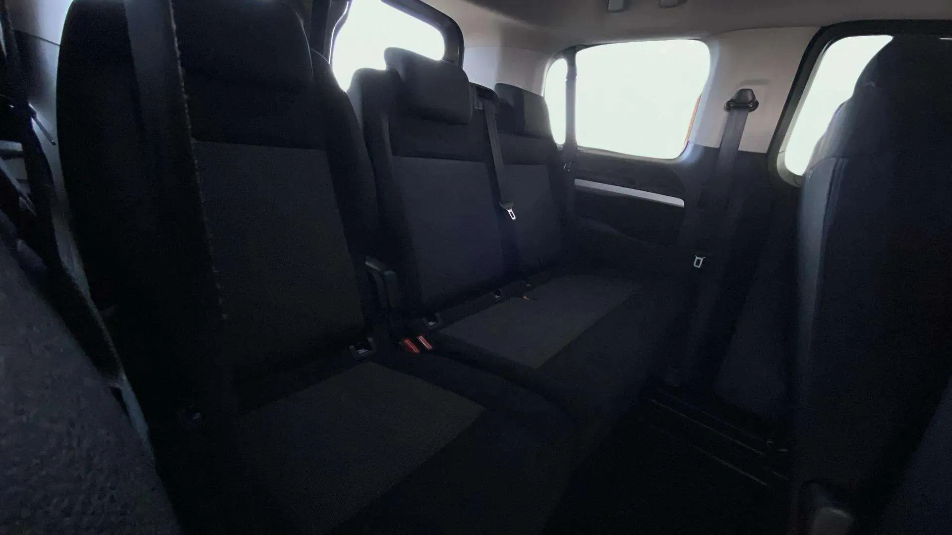 Toyota Proace Verso 2.0D Advance Pack L1 - foto 19