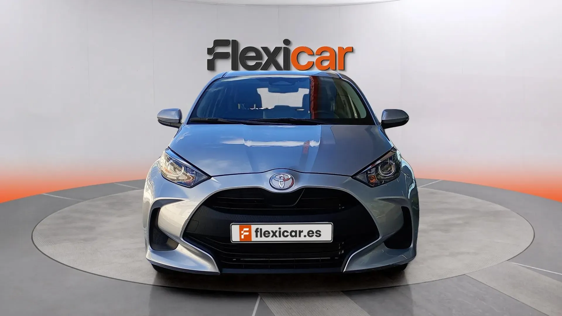Toyota Yaris 1.5 120H Business Plus - foto 2