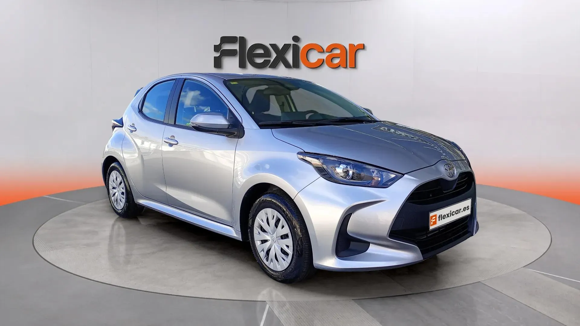 Toyota Yaris 1.5 120H Business Plus
