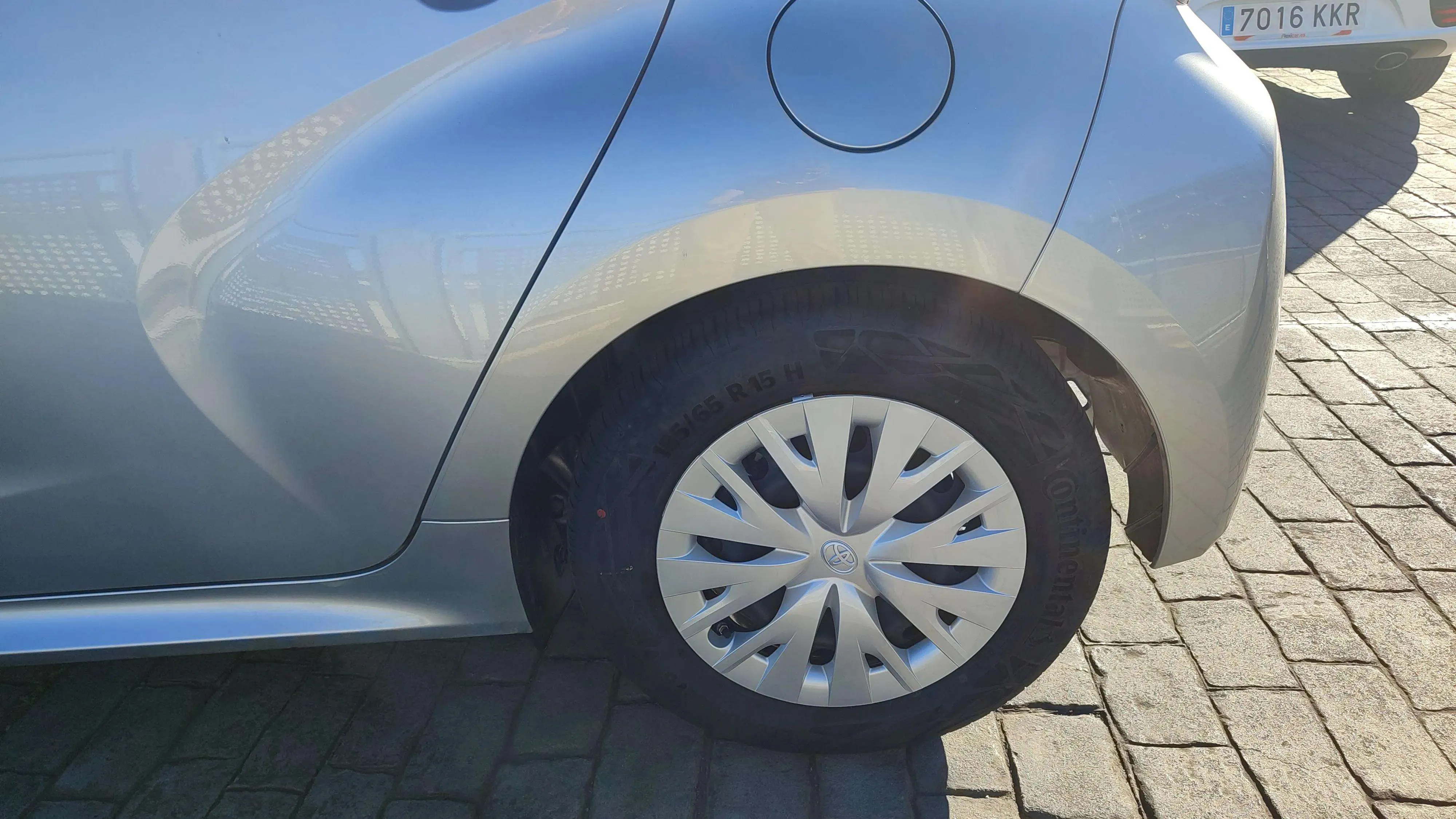 Toyota Yaris 1.5 120H Business Plus - foto 19