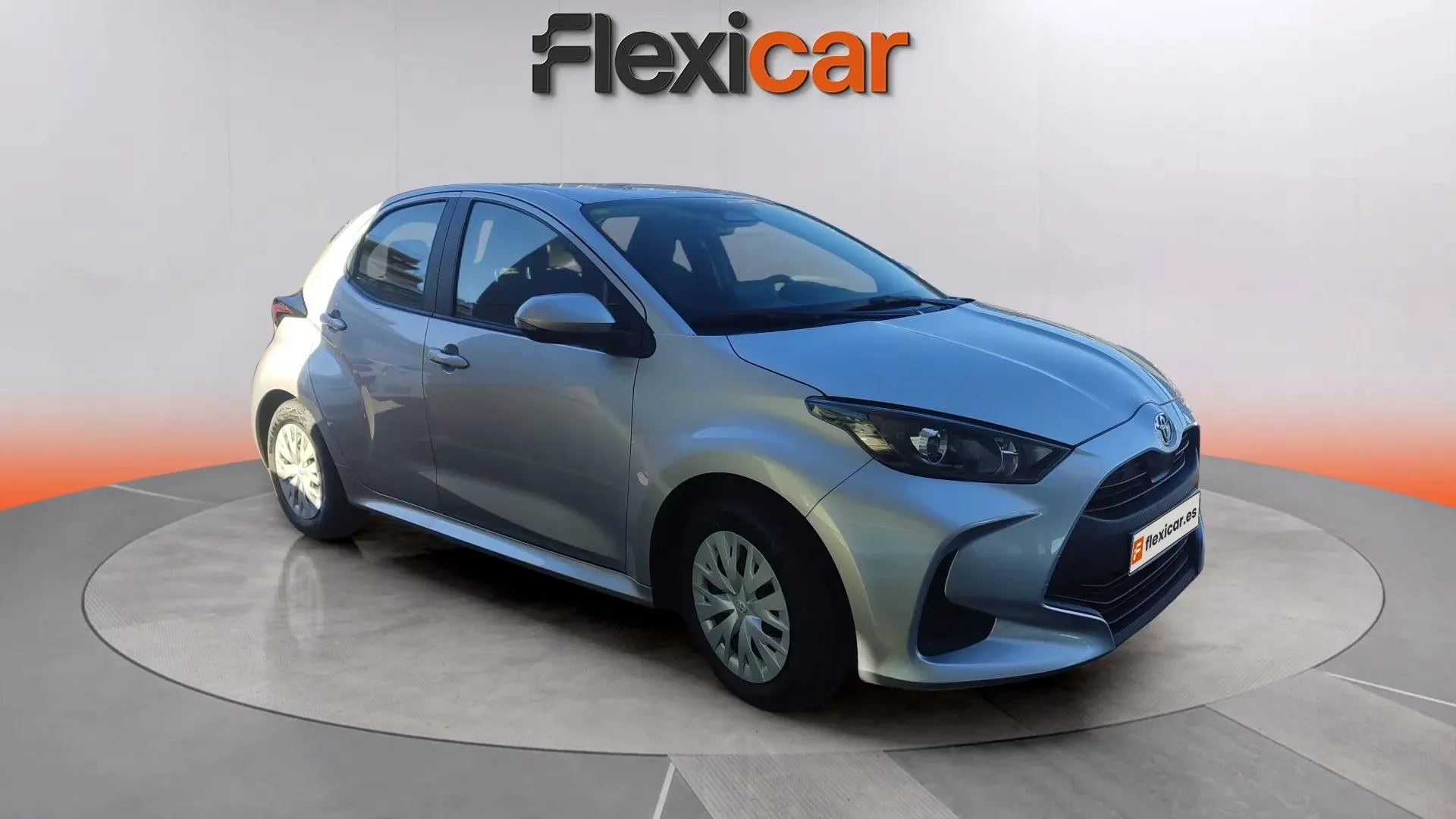 Toyota Yaris 1.5 120H Business Plus