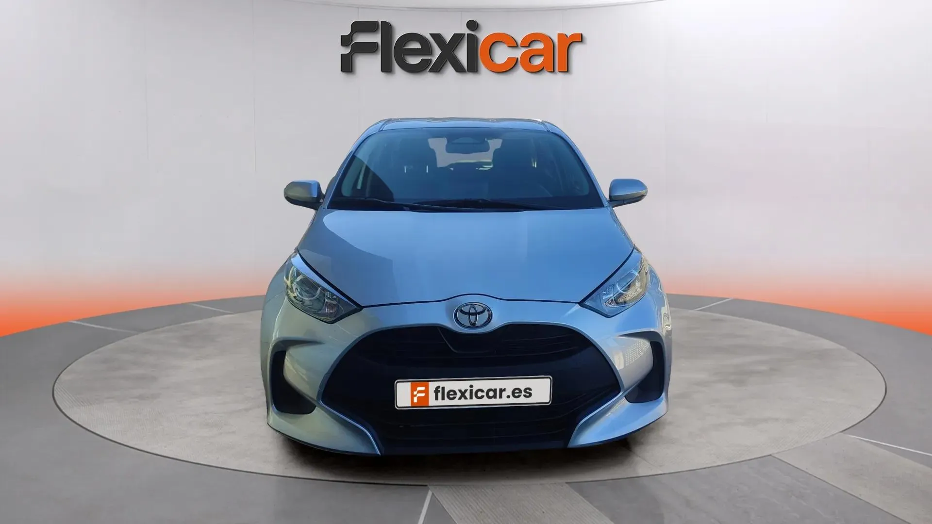 Toyota Yaris 1.5 120H Business Plus - foto 2