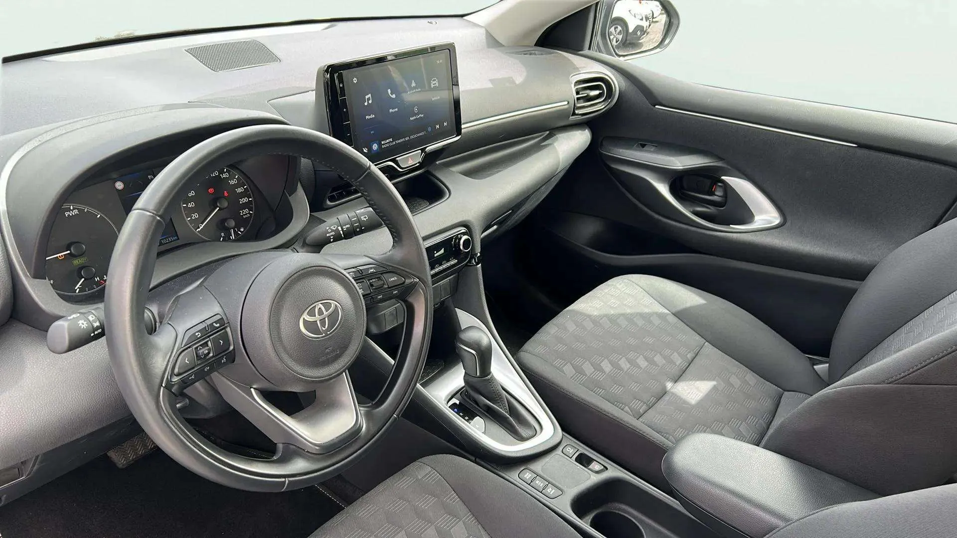 Toyota Yaris 1.5 120H Active Plus - foto 23