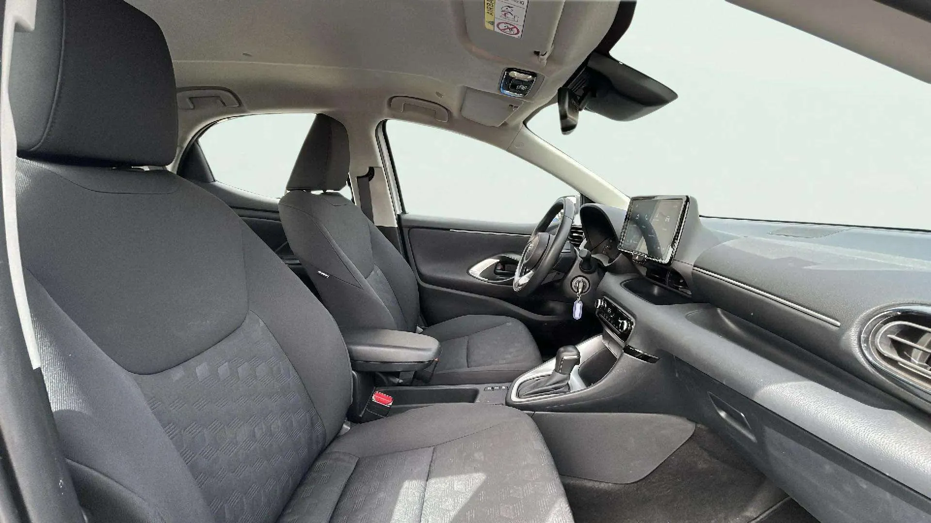 Toyota Yaris 1.5 120H Active Plus - foto 9