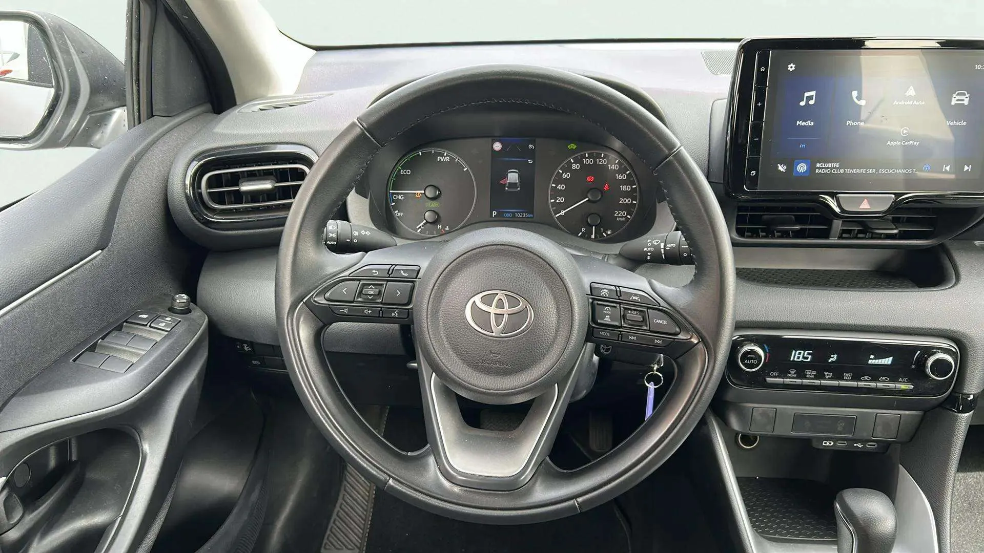 Toyota Yaris 1.5 120H Active Plus - foto 8