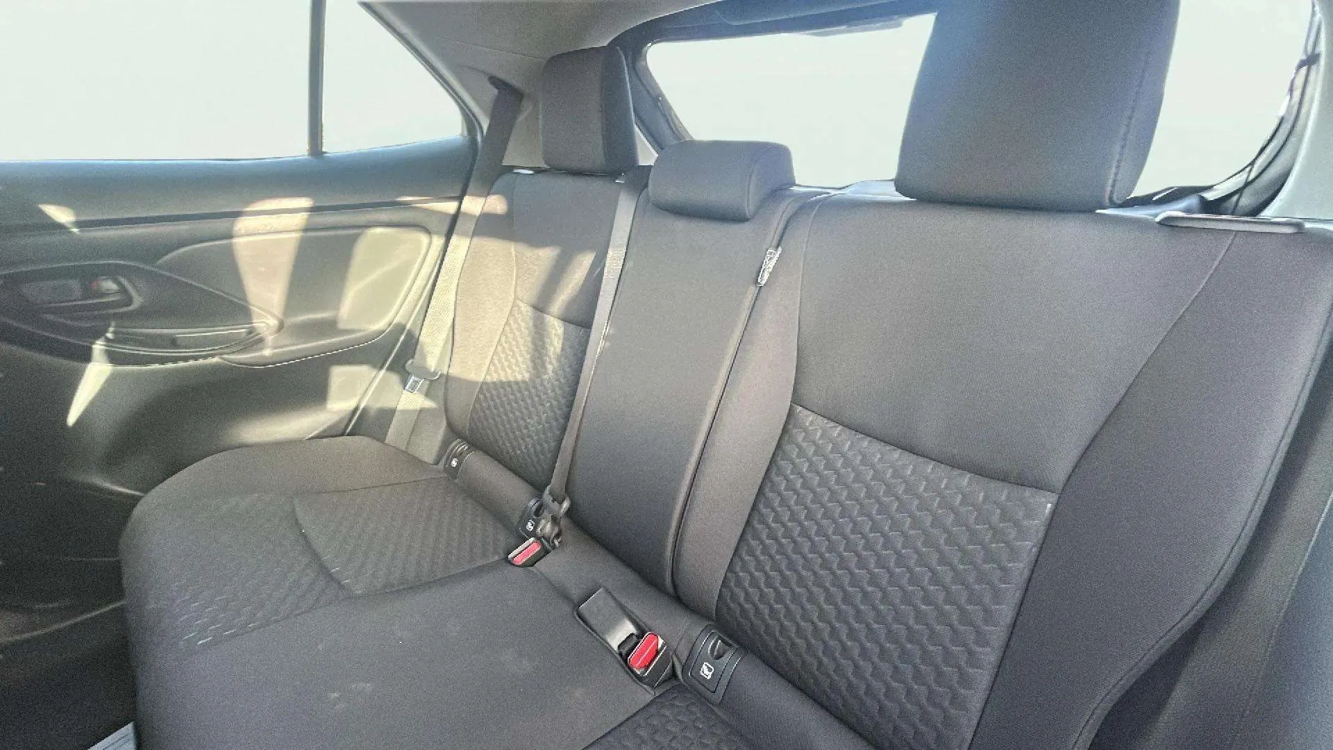 Toyota Yaris Cross 1.5 120H Active Plus - foto 19