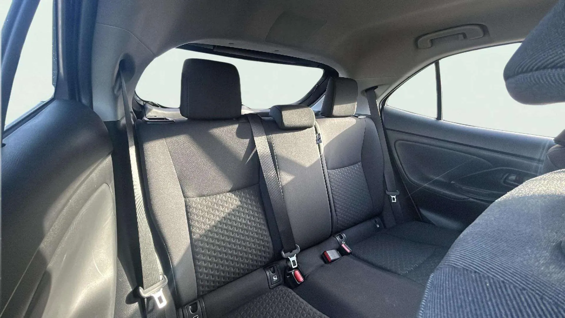 Toyota Yaris Cross 1.5 120H Active Plus - foto 17