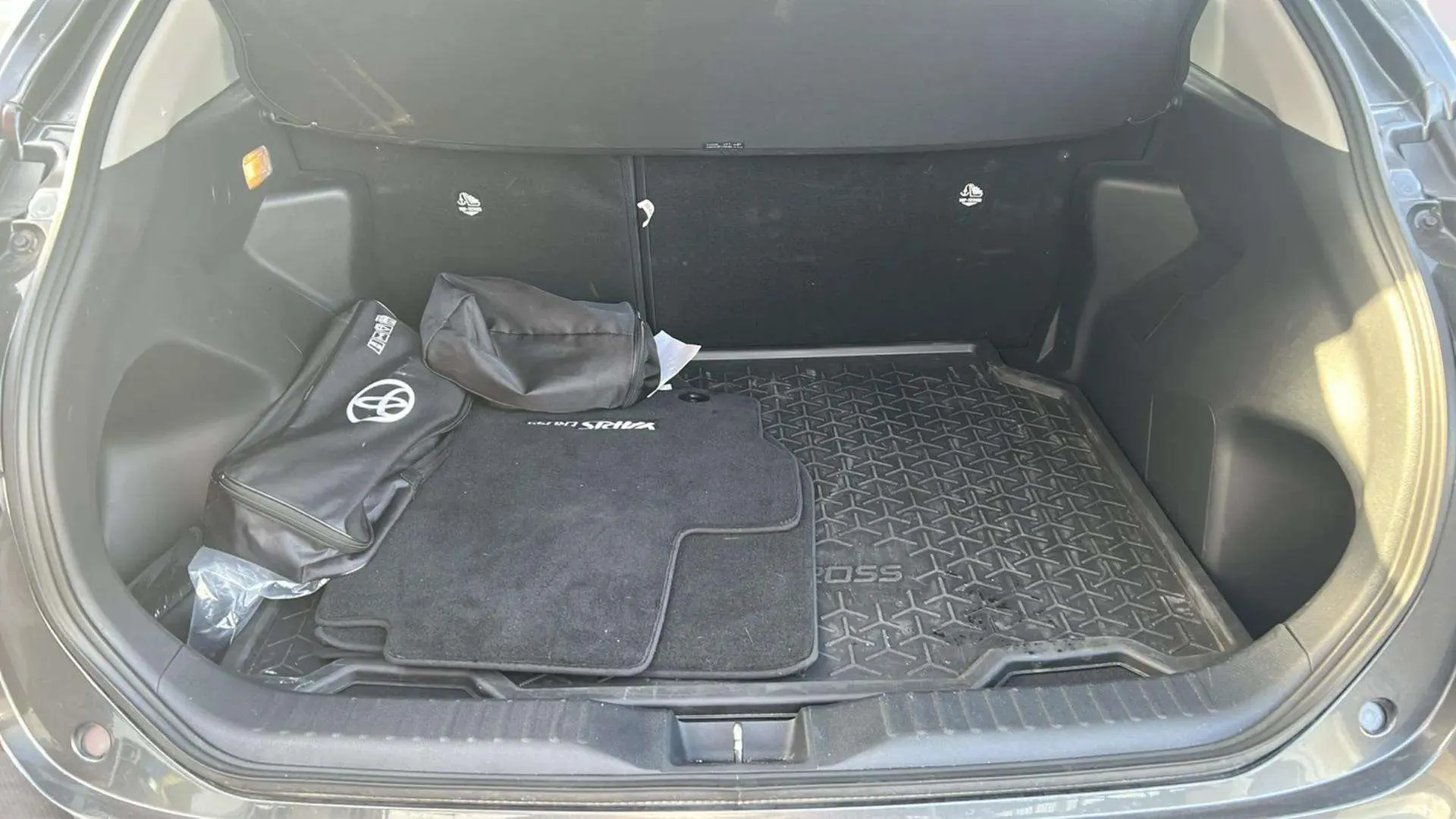 Toyota Yaris Cross 1.5 120H Active Plus - foto 12