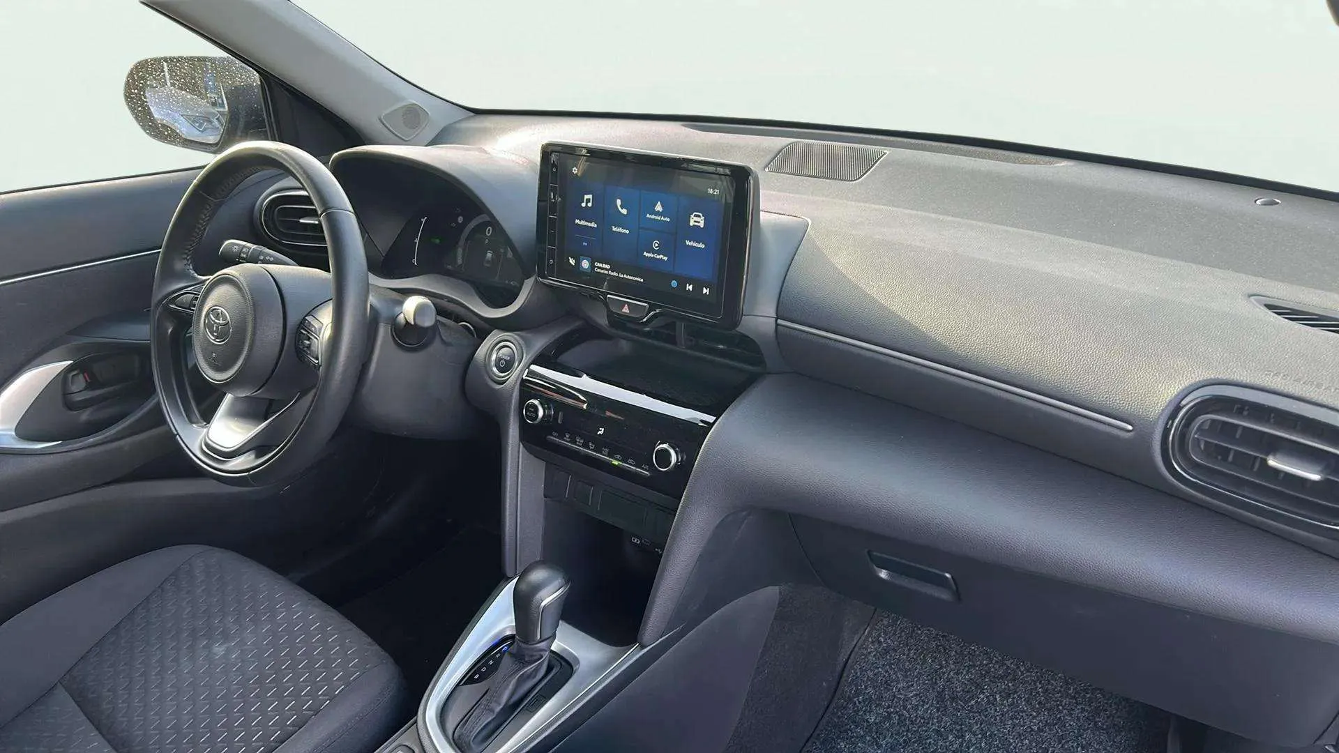 Toyota Yaris Cross 1.5 120H Active Plus - foto 16