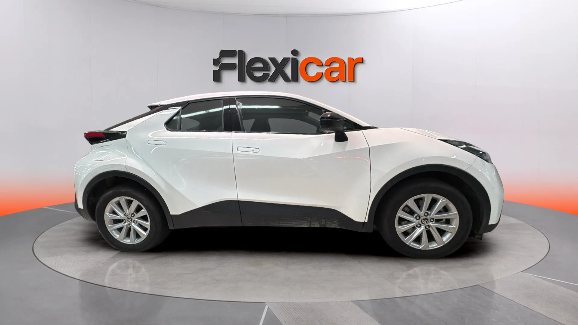 Toyota C-HR 2.0 220PH Advance - foto 4