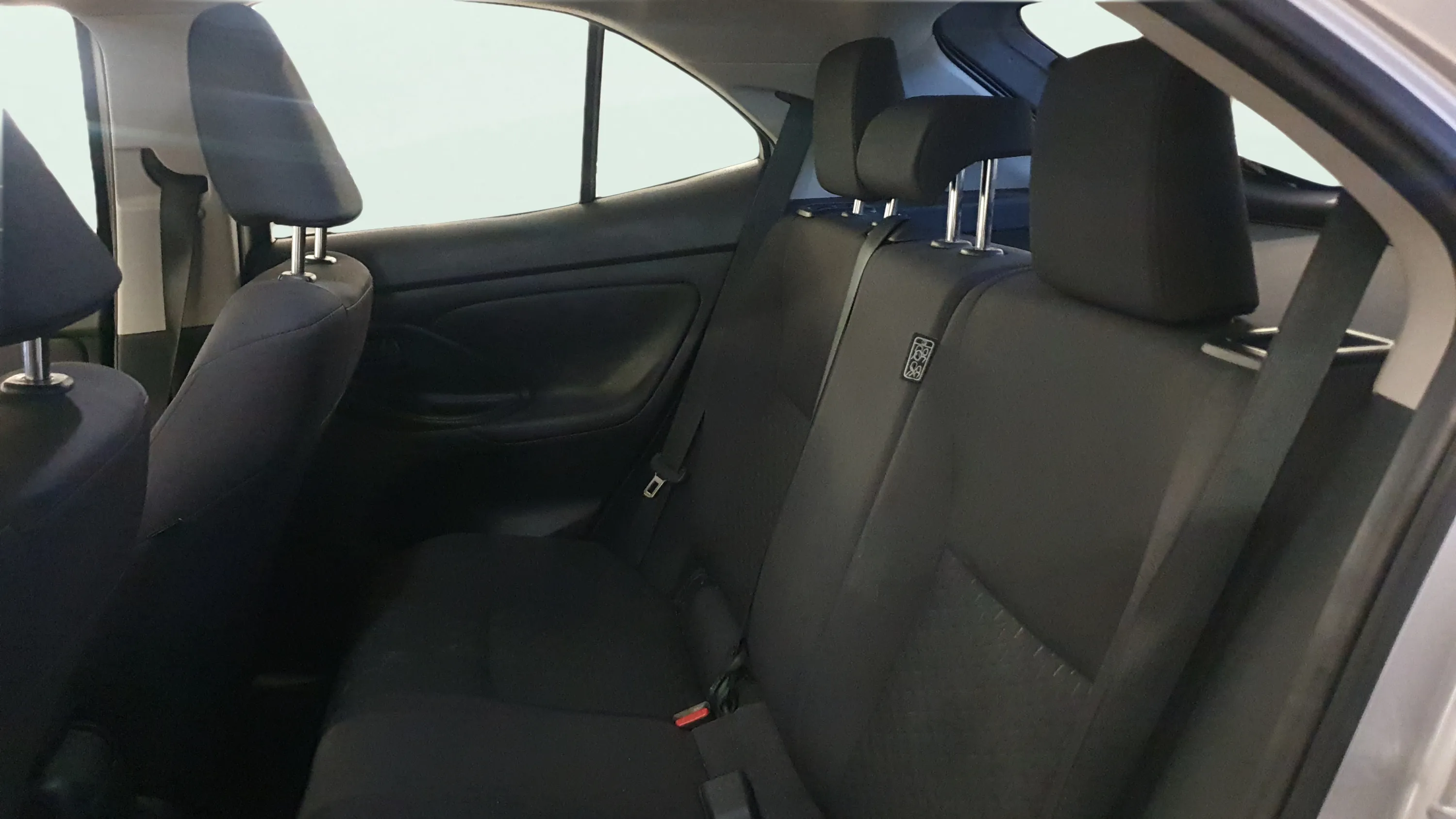 Toyota C-HR 2.0 220PH Advance - foto 5