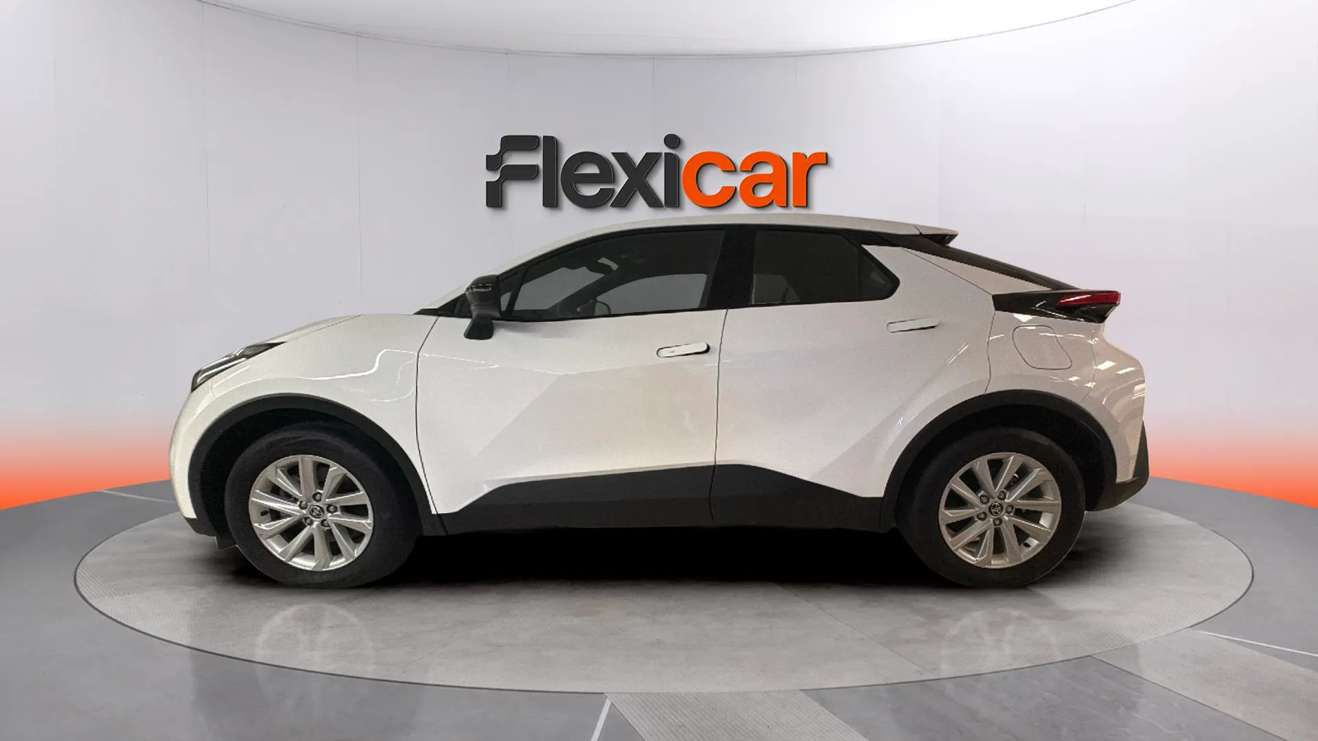 Toyota C-HR 2.0 220PH Advance - foto 5