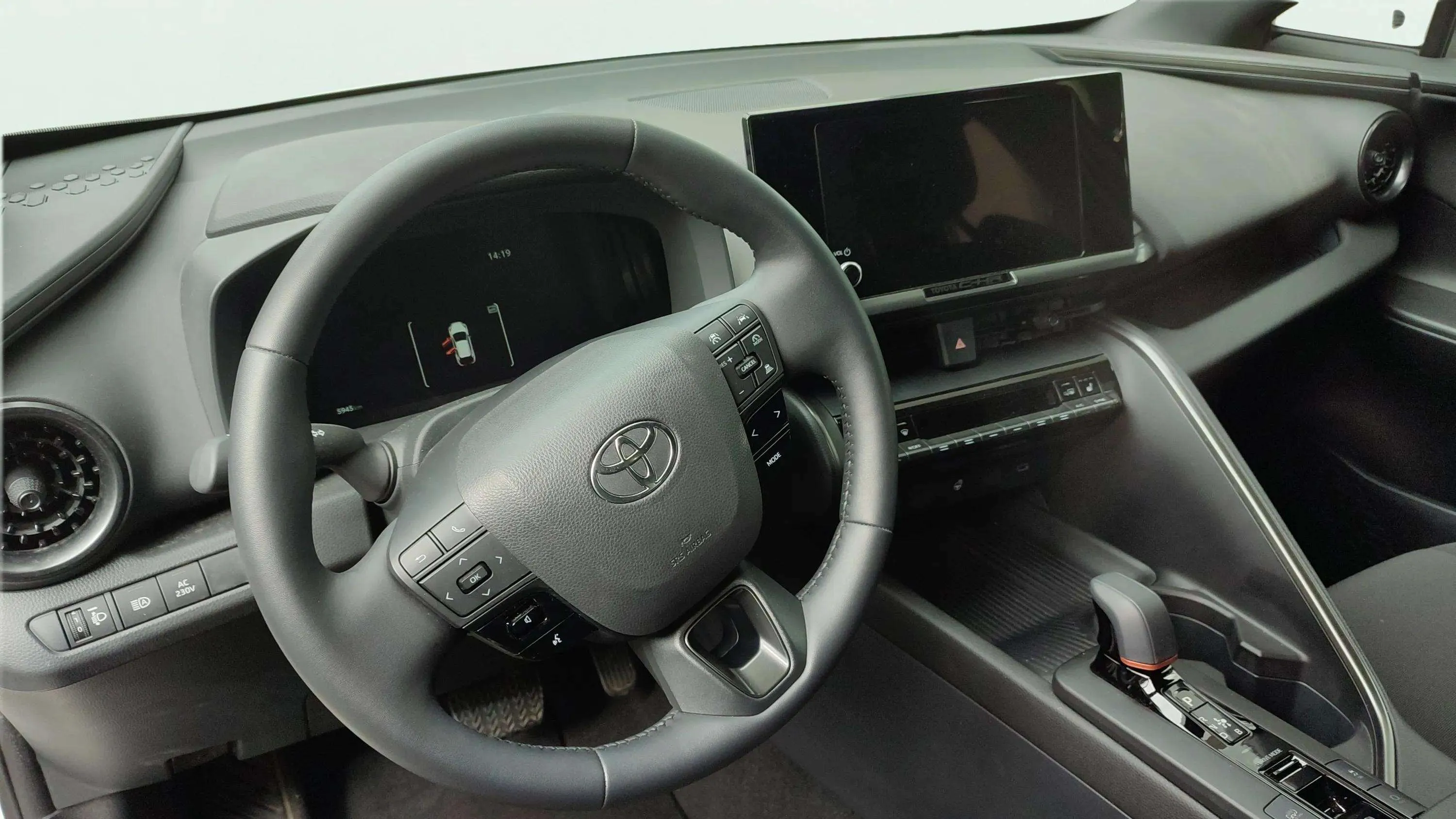 Toyota C-HR 2.0 220PH Advance - foto 8