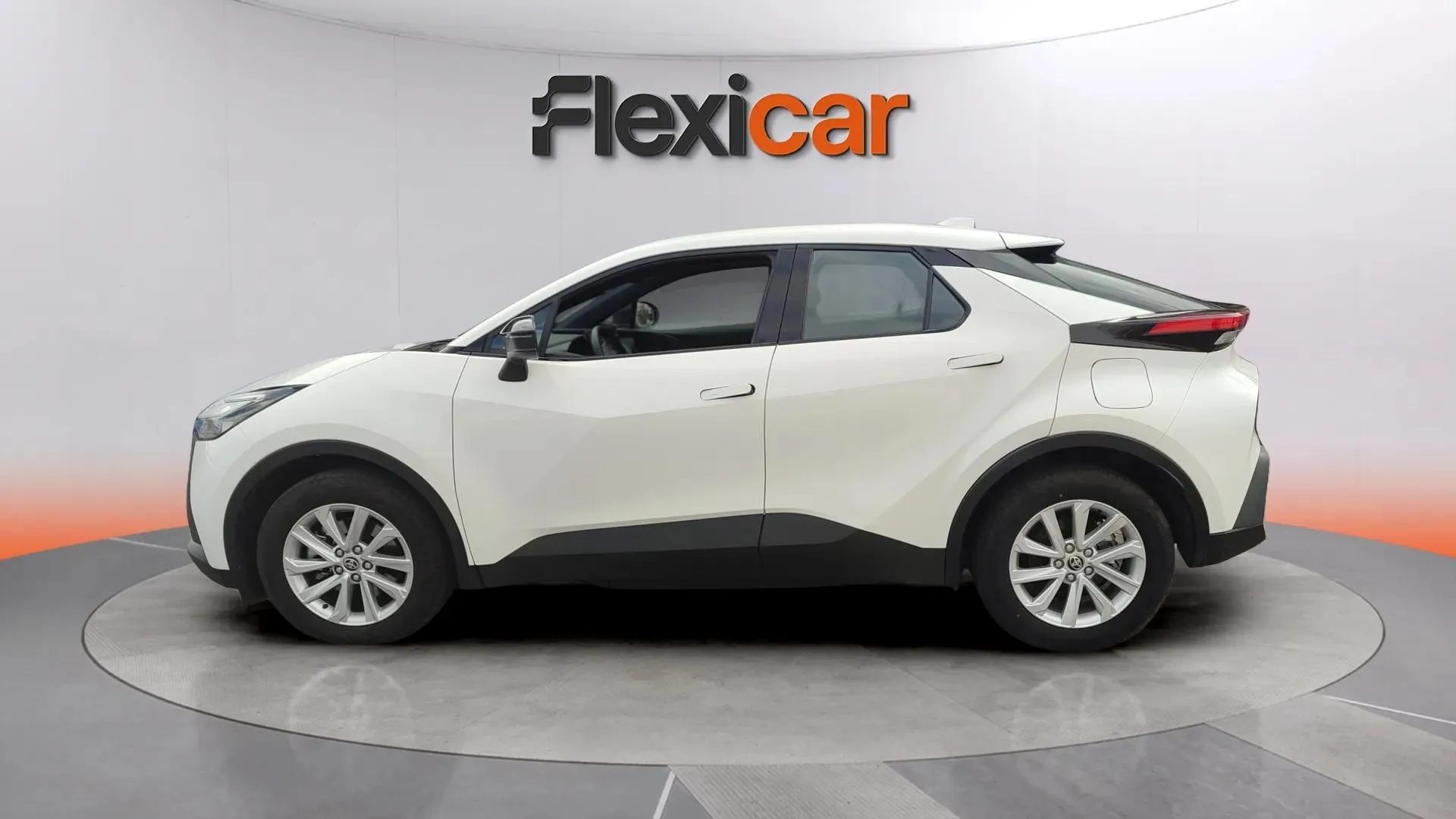 Toyota C-HR 2.0 220PH Advance - foto 4